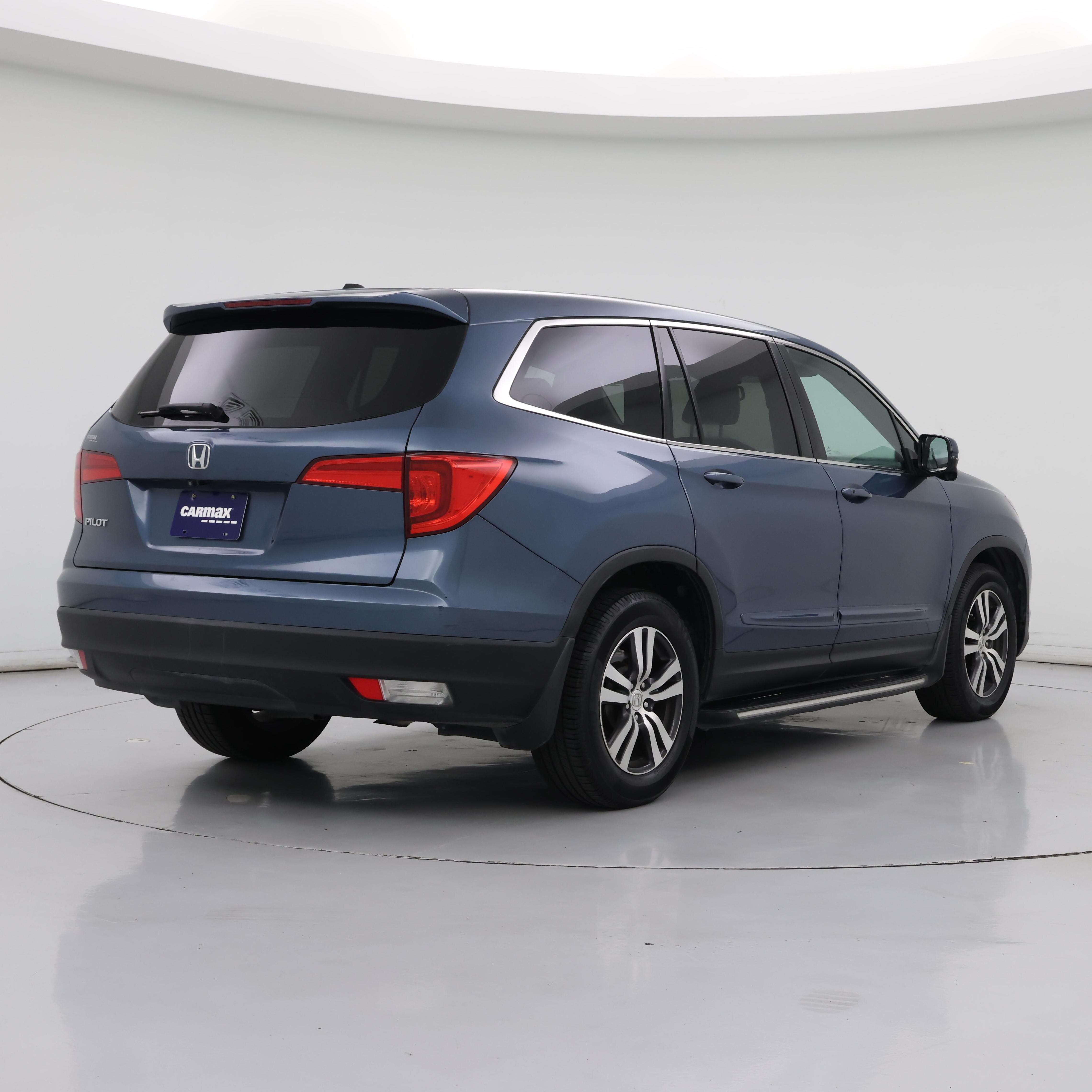 Thumbnail: 2016 Honda Pilot - 8