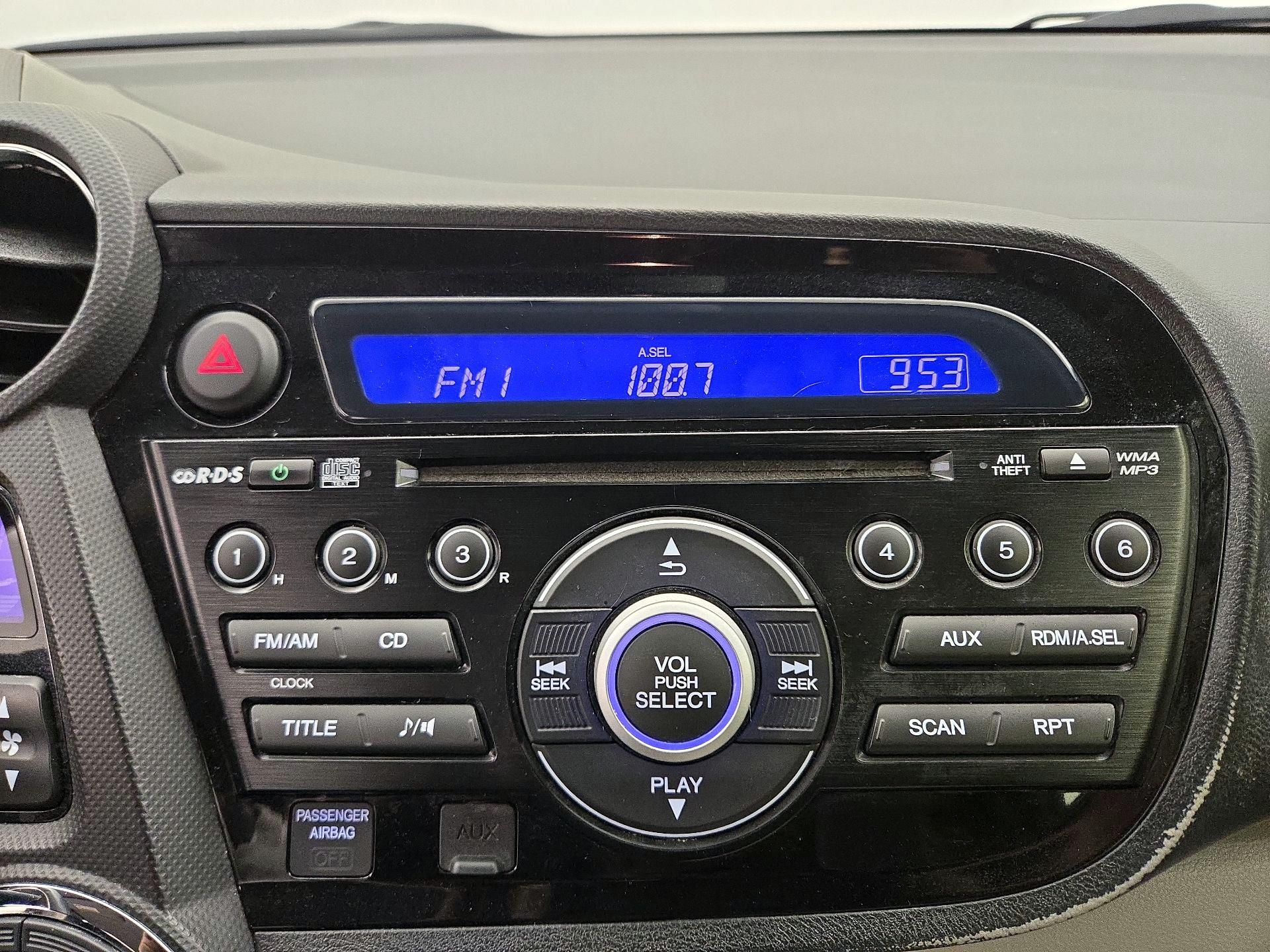 Thumbnail: 2014 Honda Insight - 14