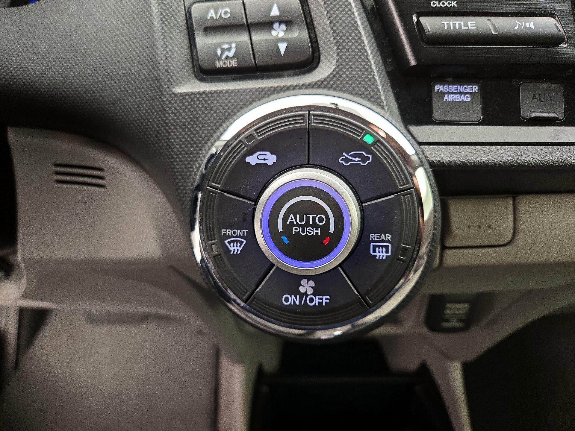 Thumbnail: 2014 Honda Insight - 15