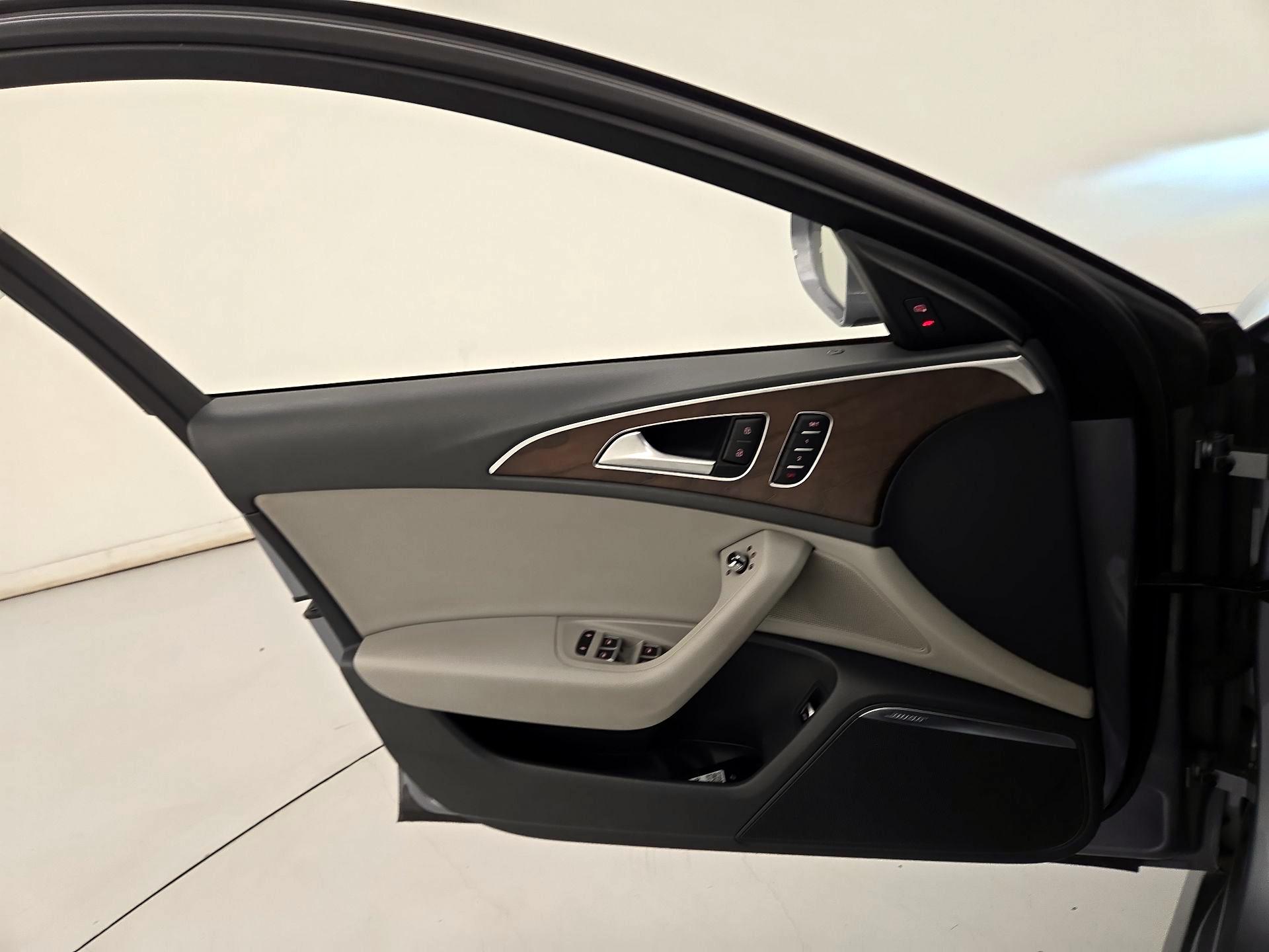 Thumbnail: 2016 Audi A6 - 12