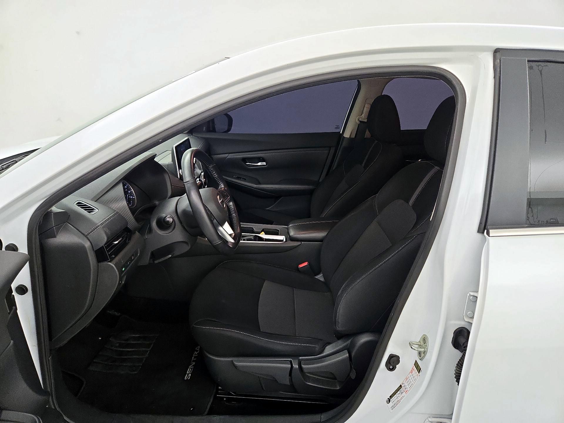 Thumbnail: 2021 Nissan Sentra - 11