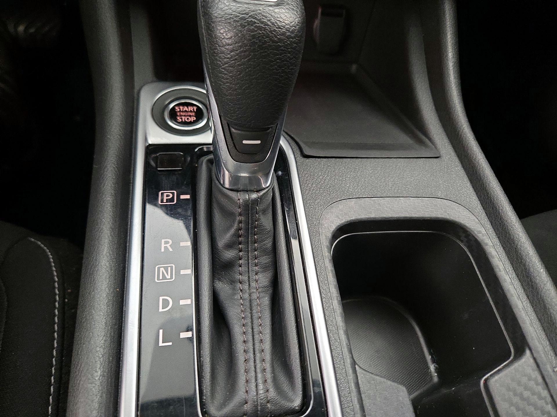 Thumbnail: 2021 Nissan Sentra - 17