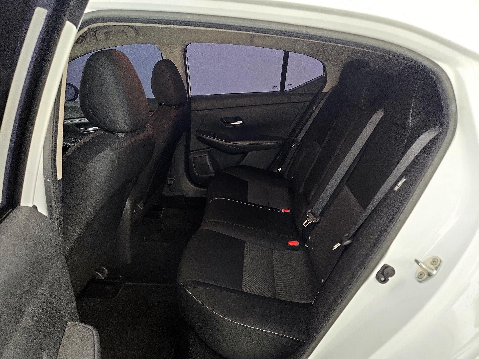 Thumbnail: 2021 Nissan Sentra - 19