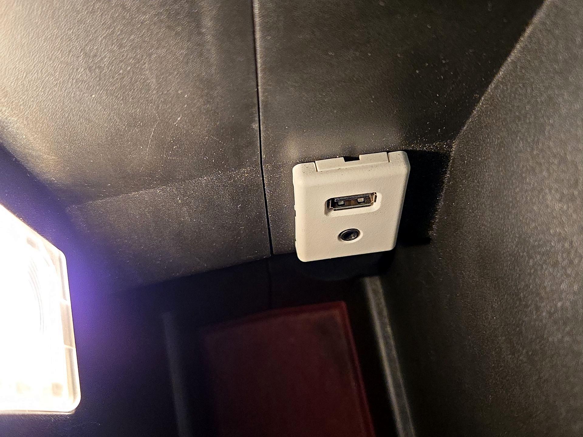 Thumbnail: 2016 Chevrolet Equinox - 19