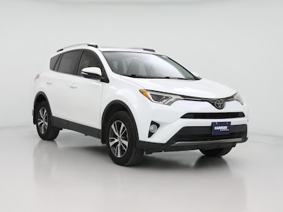 White 2018 Toyota RAV4 XLE