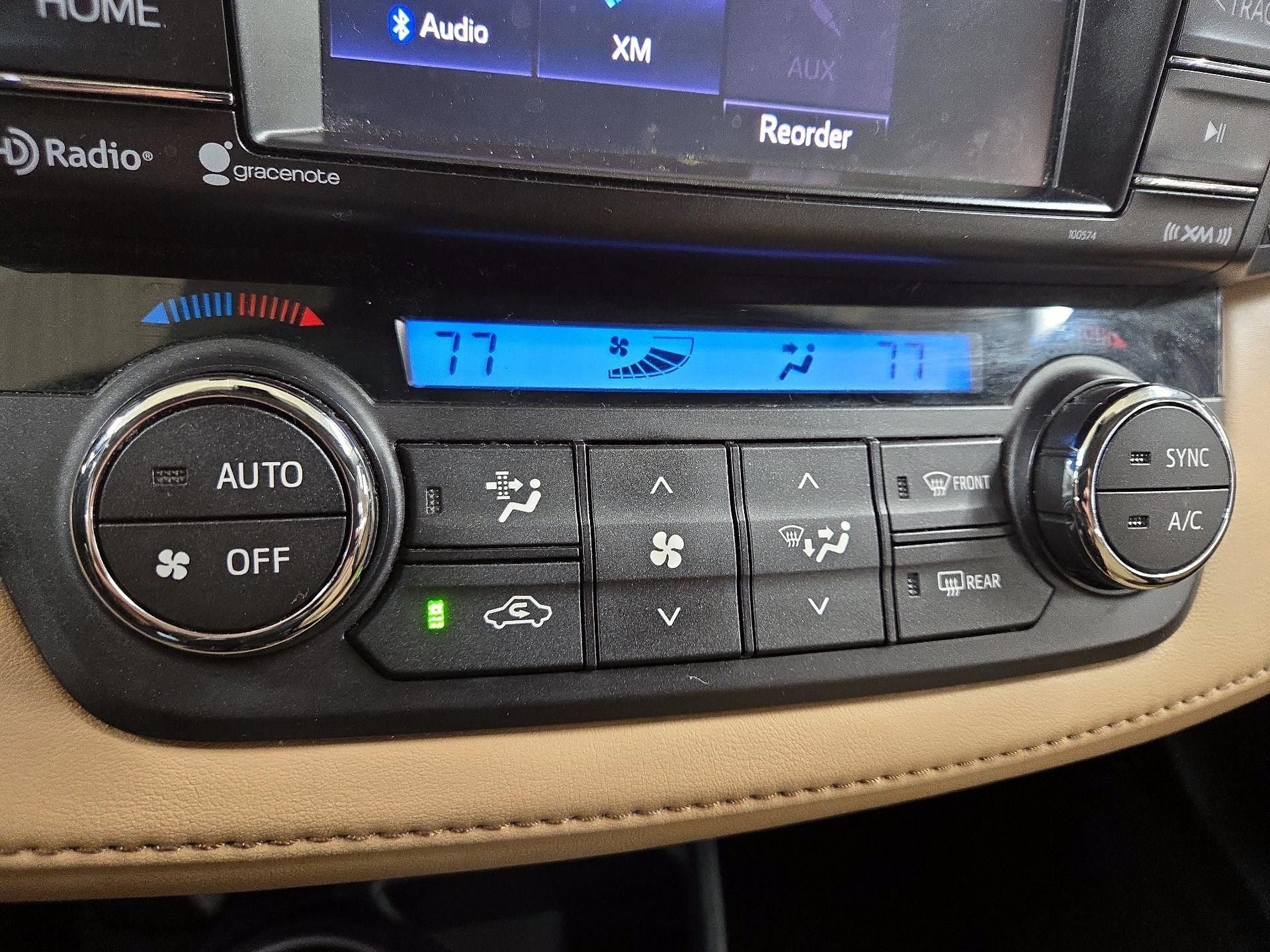 Thumbnail: 2018 Toyota RAV4 - 16