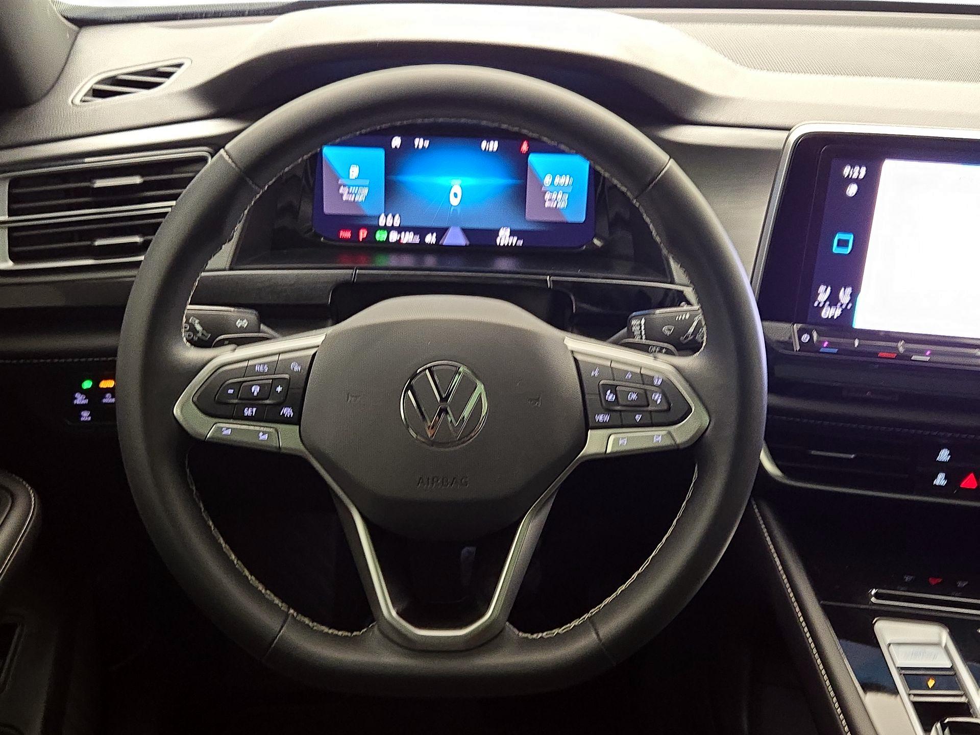 Thumbnail: 2024 Volkswagen Atlas - 10