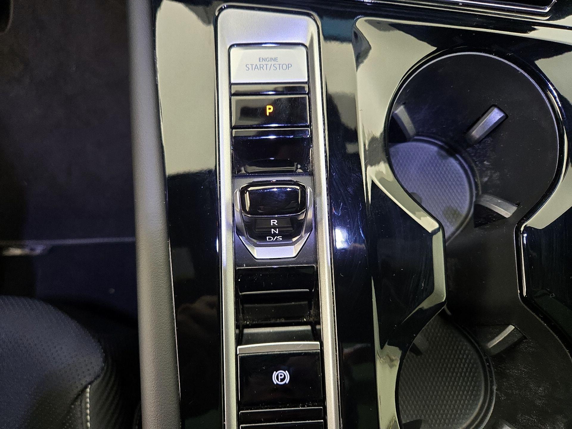 Thumbnail: 2024 Volkswagen Atlas - 17