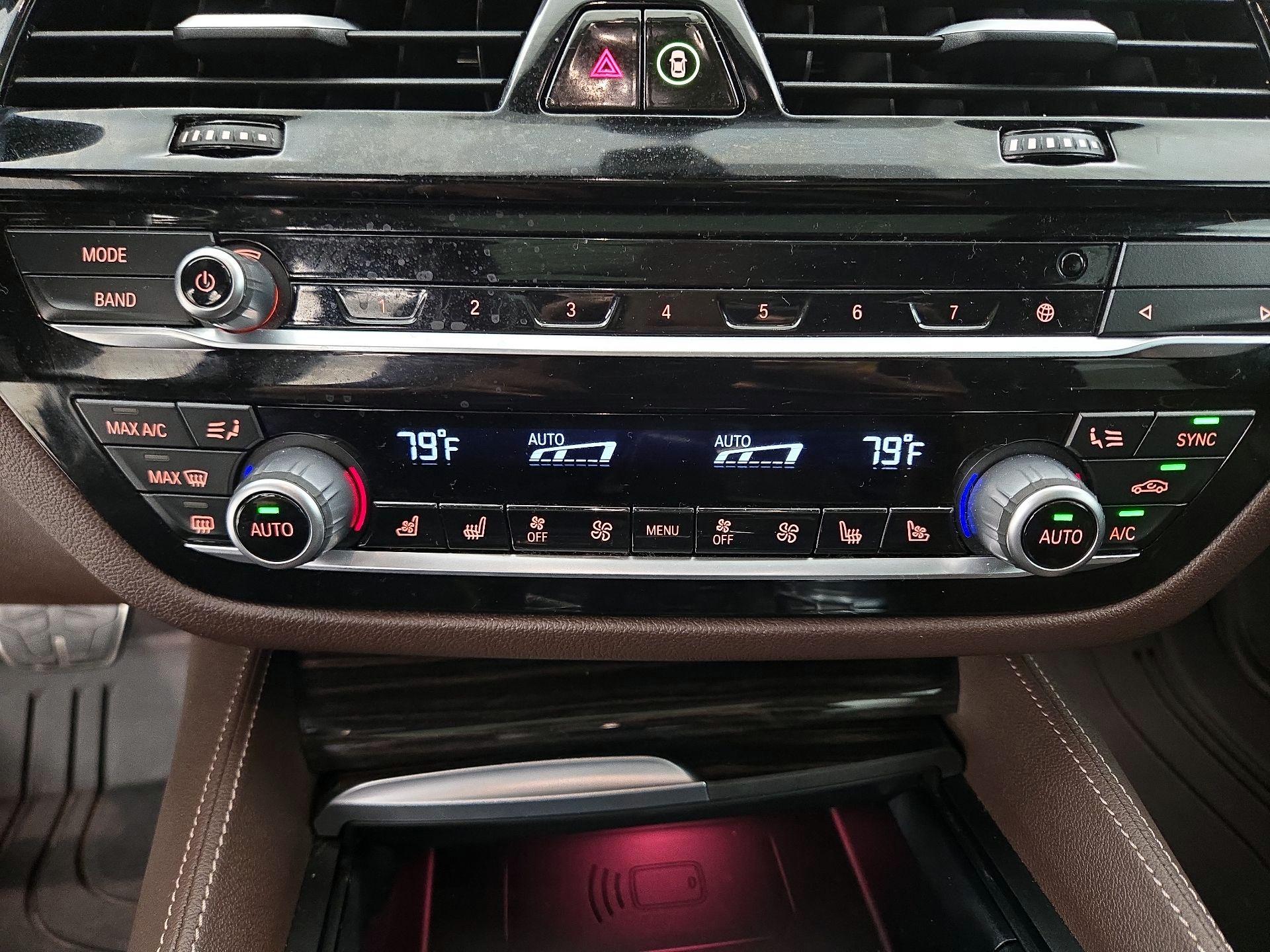 Thumbnail: 2023 BMW 5 Series - 17