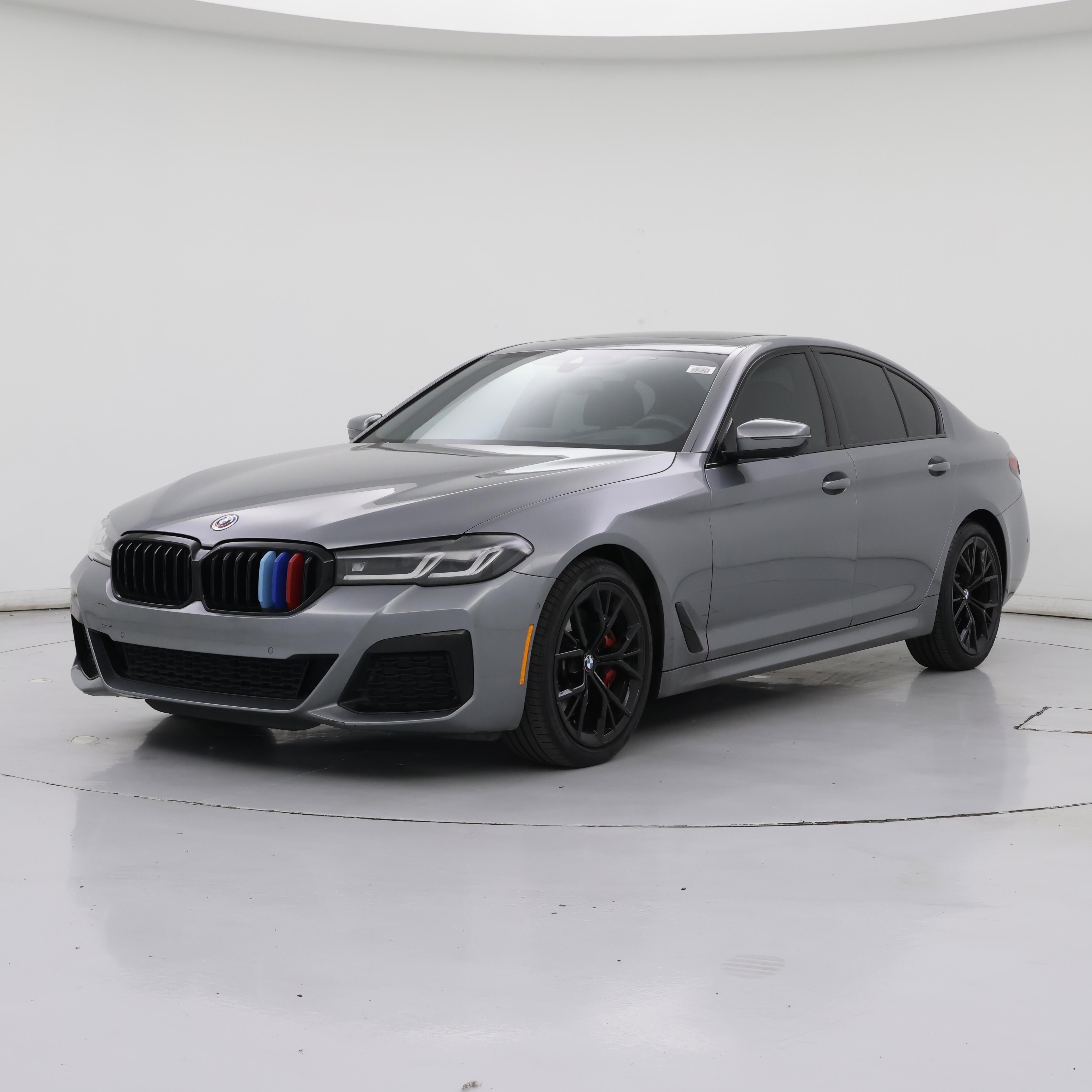 Thumbnail: 2023 BMW 5 Series - 4