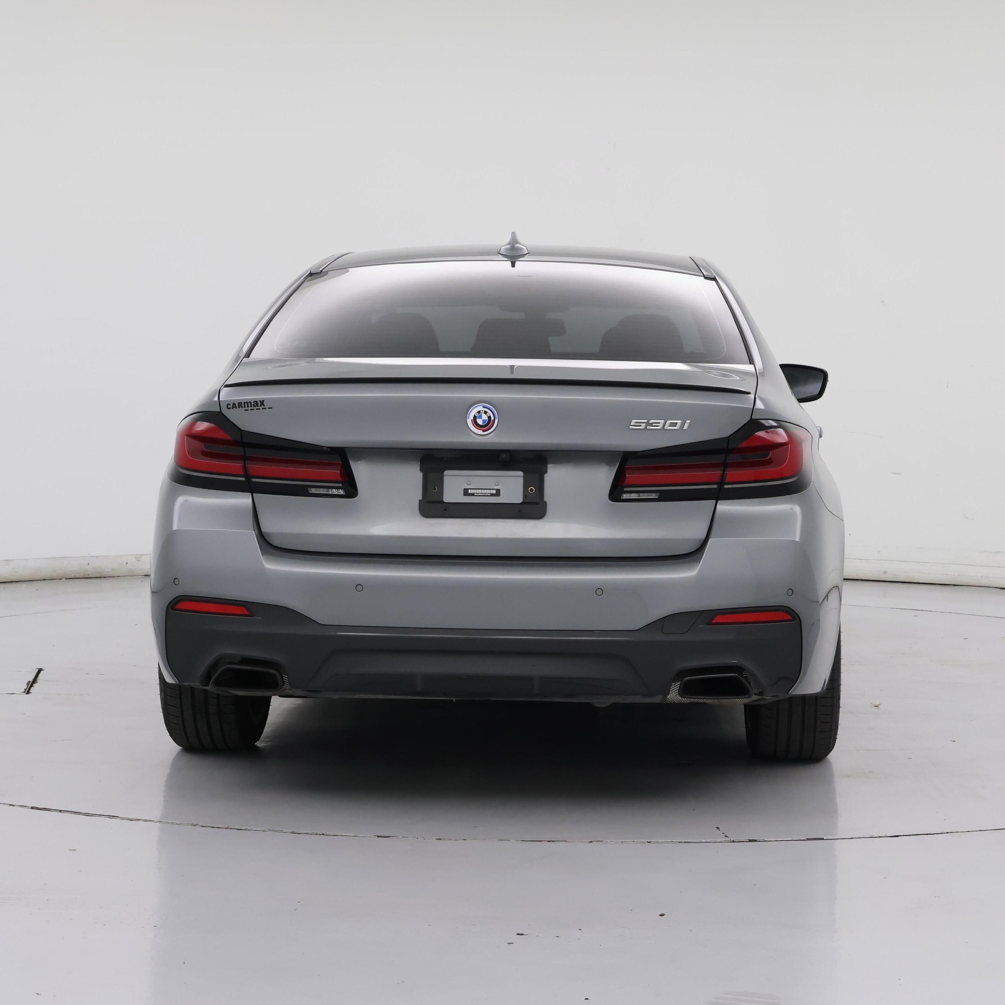 Thumbnail: 2023 BMW 5 Series - 6