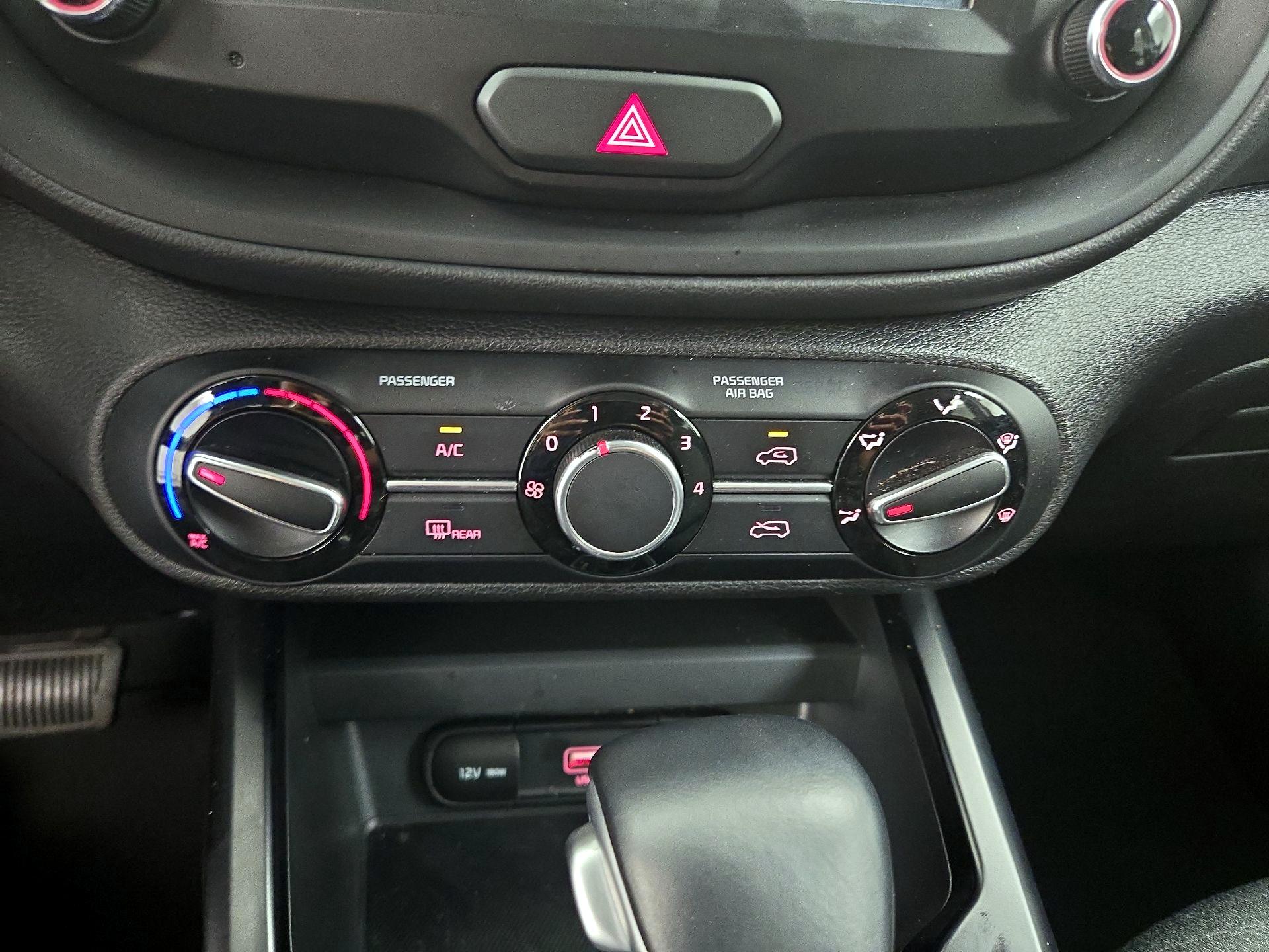 Thumbnail: 2020 Kia Soul - 16