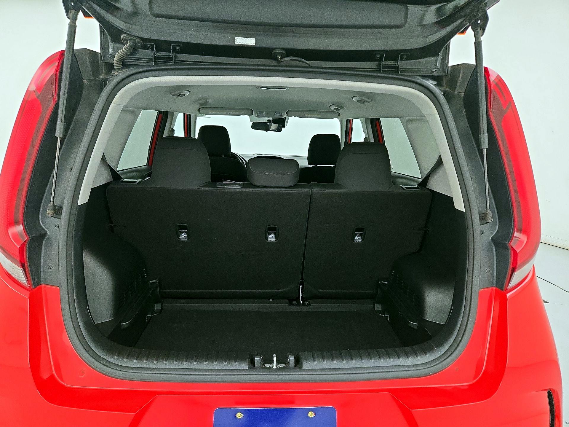 Thumbnail: 2020 Kia Soul - 20