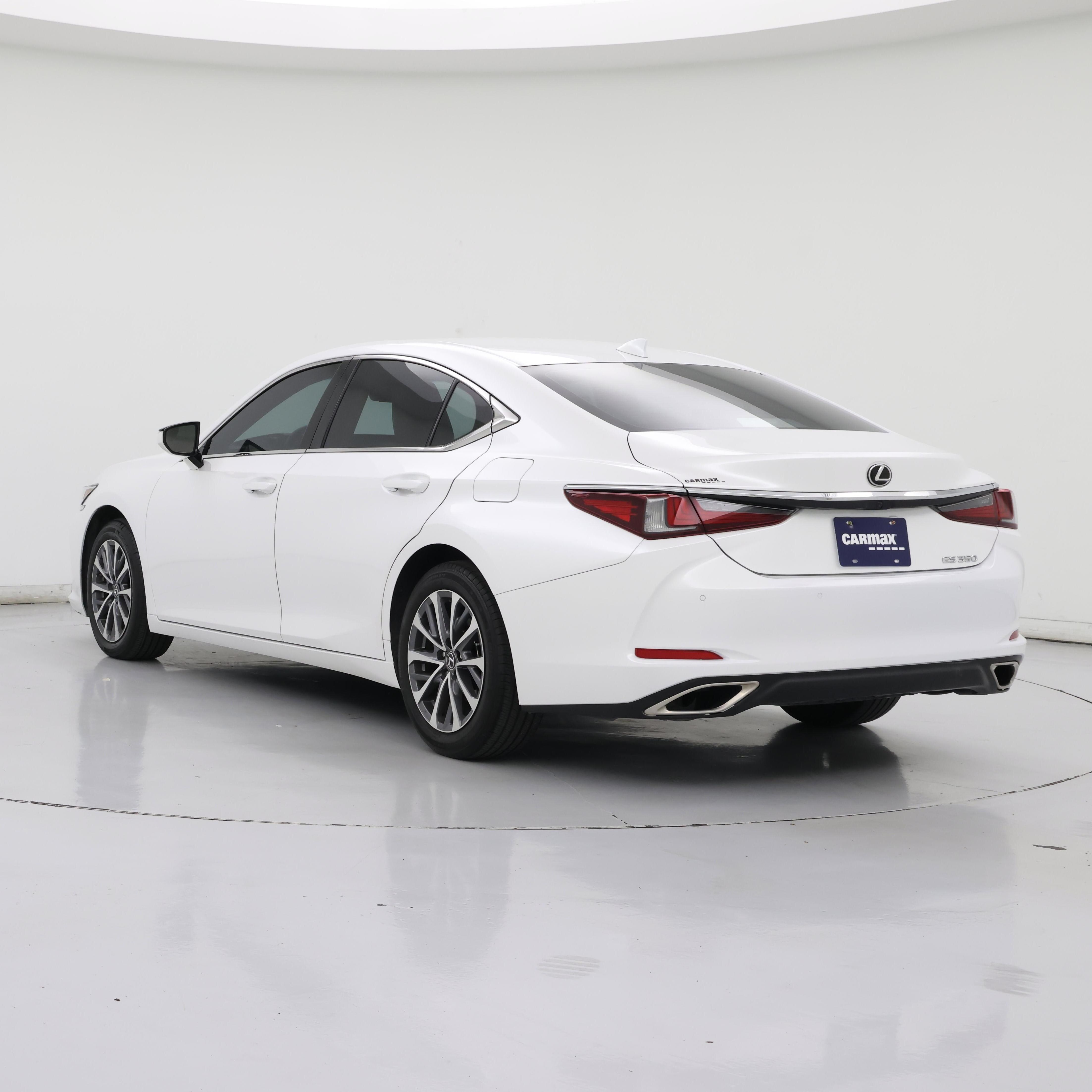 Thumbnail: 2022 Lexus ES - 2