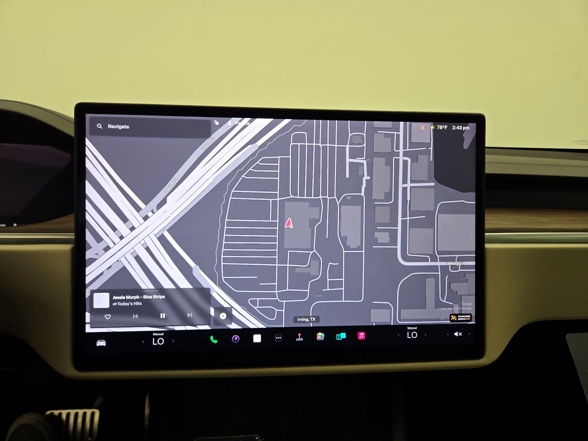 Thumbnail: 2022 Tesla Model S - 13