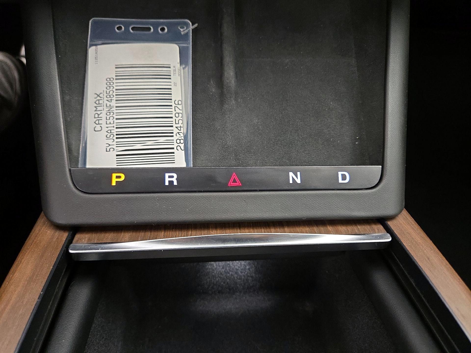 Thumbnail: 2022 Tesla Model S - 17