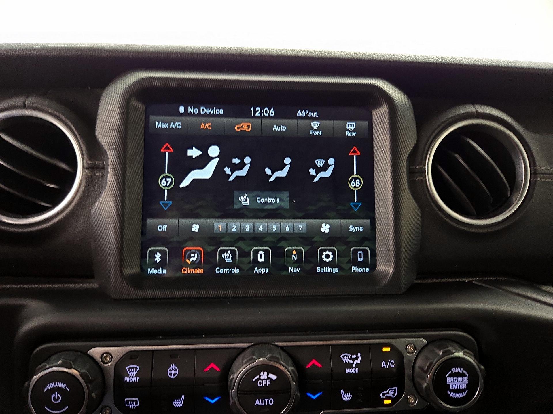 Thumbnail: 2020 Jeep Wrangler - 17