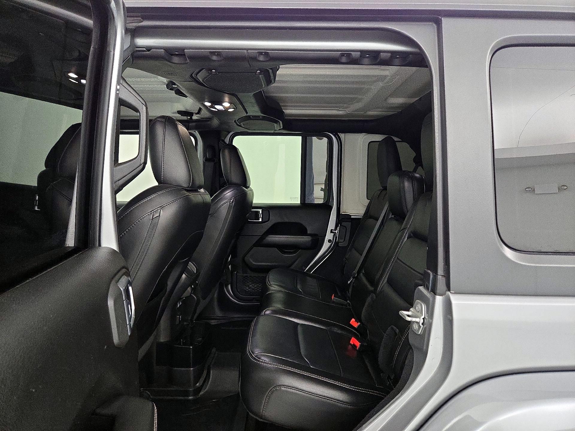 Thumbnail: 2020 Jeep Wrangler - 20