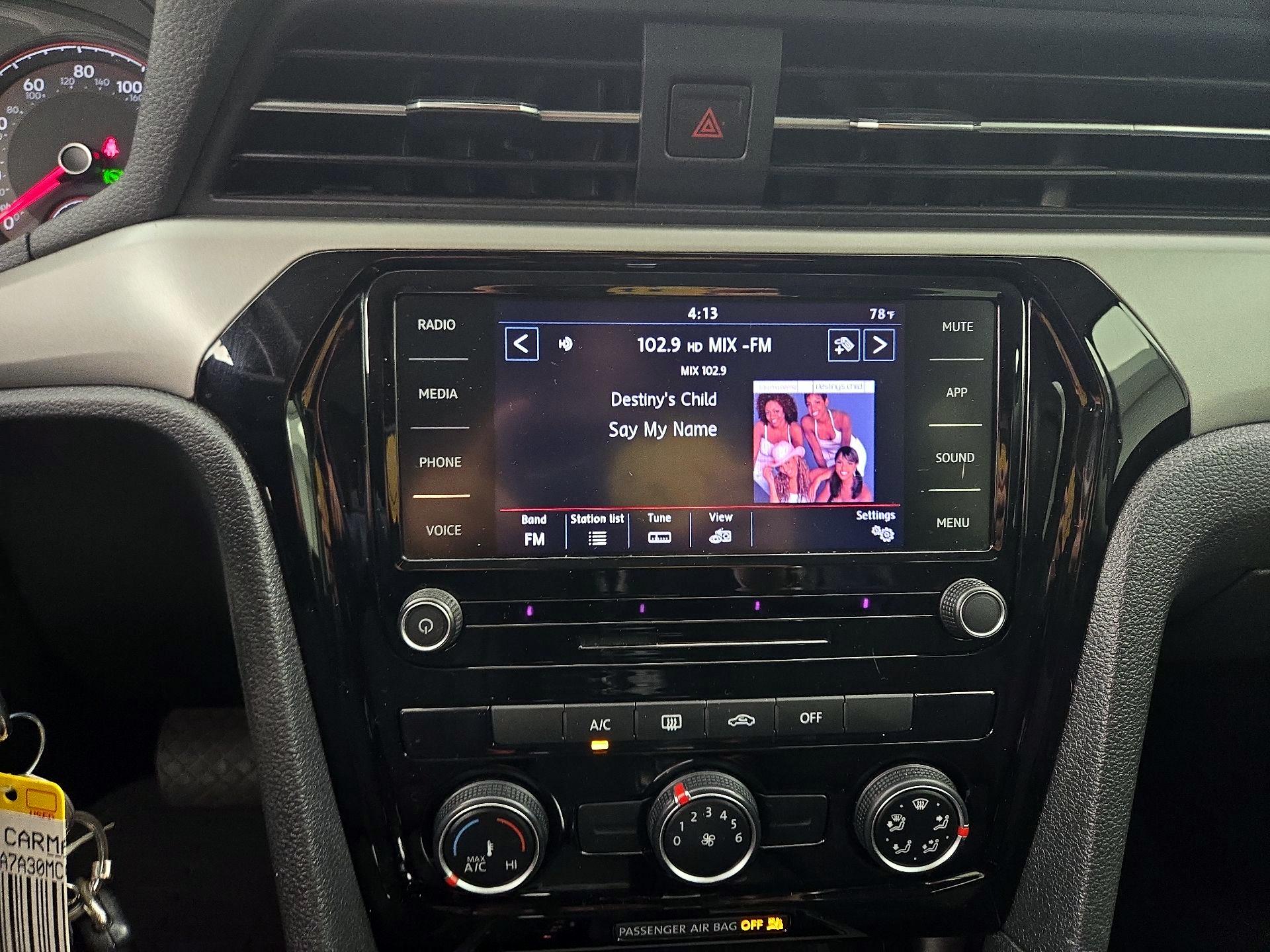 Thumbnail: 2021 Volkswagen Passat - 15