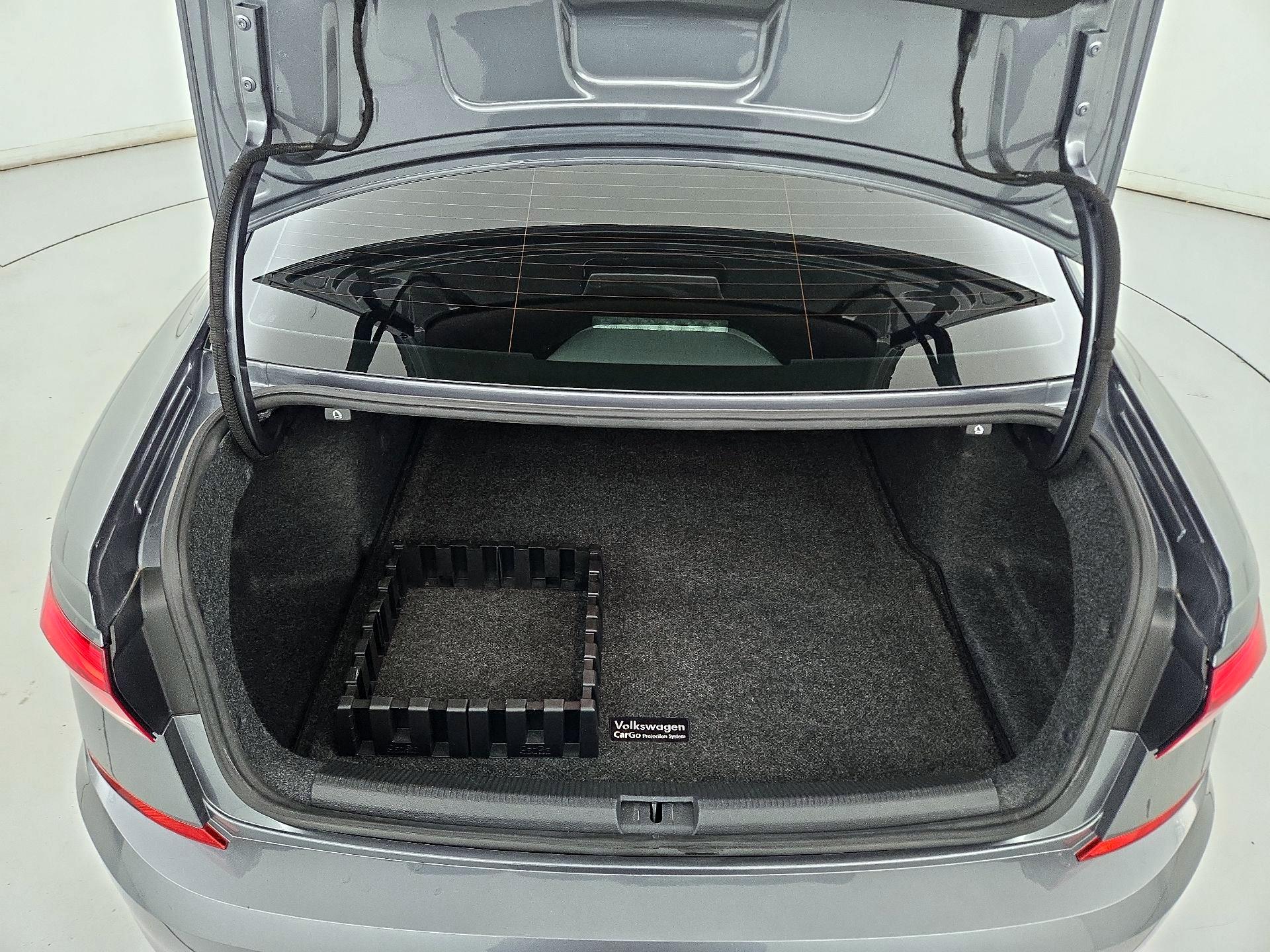 Thumbnail: 2021 Volkswagen Passat - 20