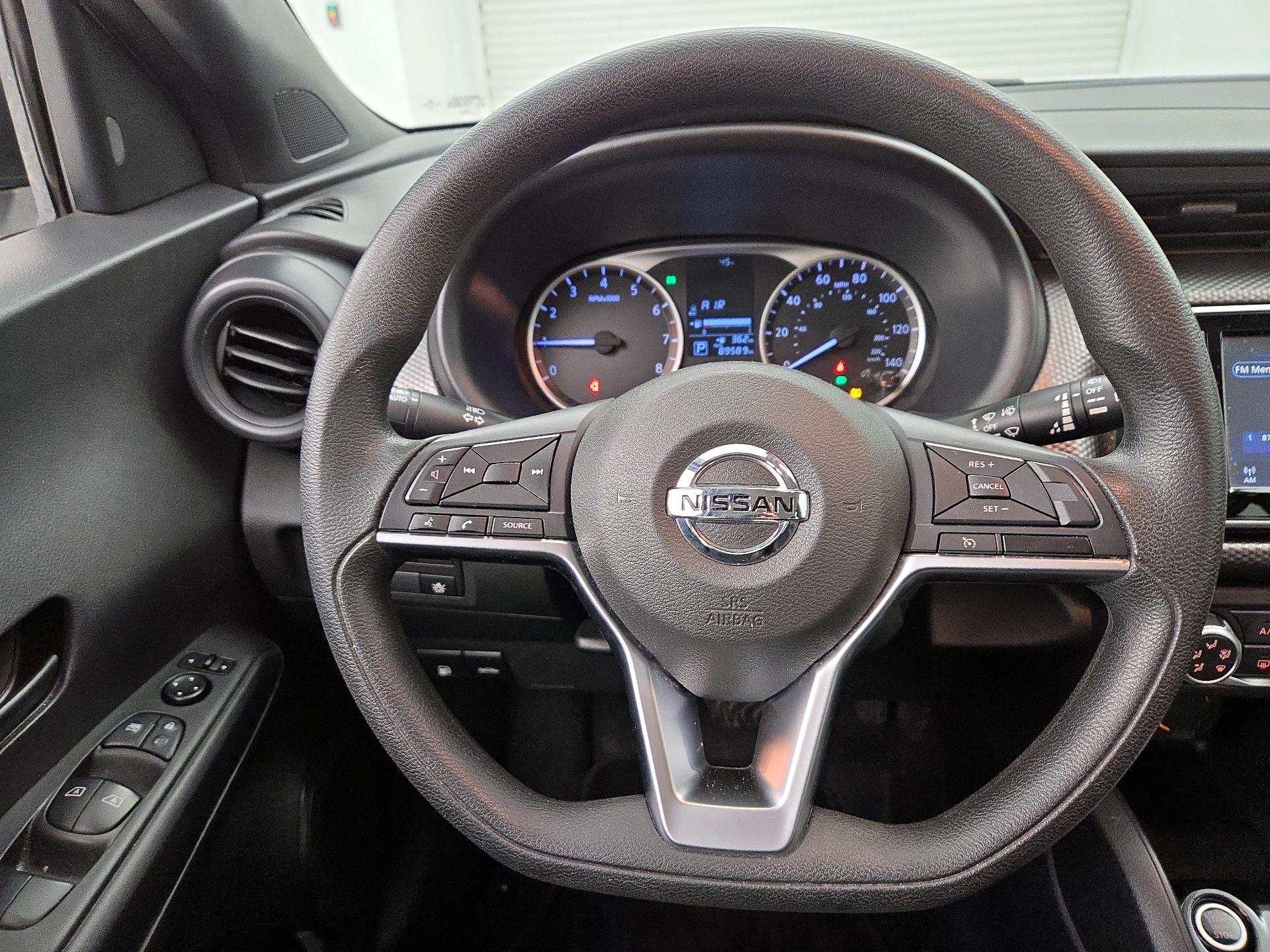 Thumbnail: 2020 Nissan Kicks - 10