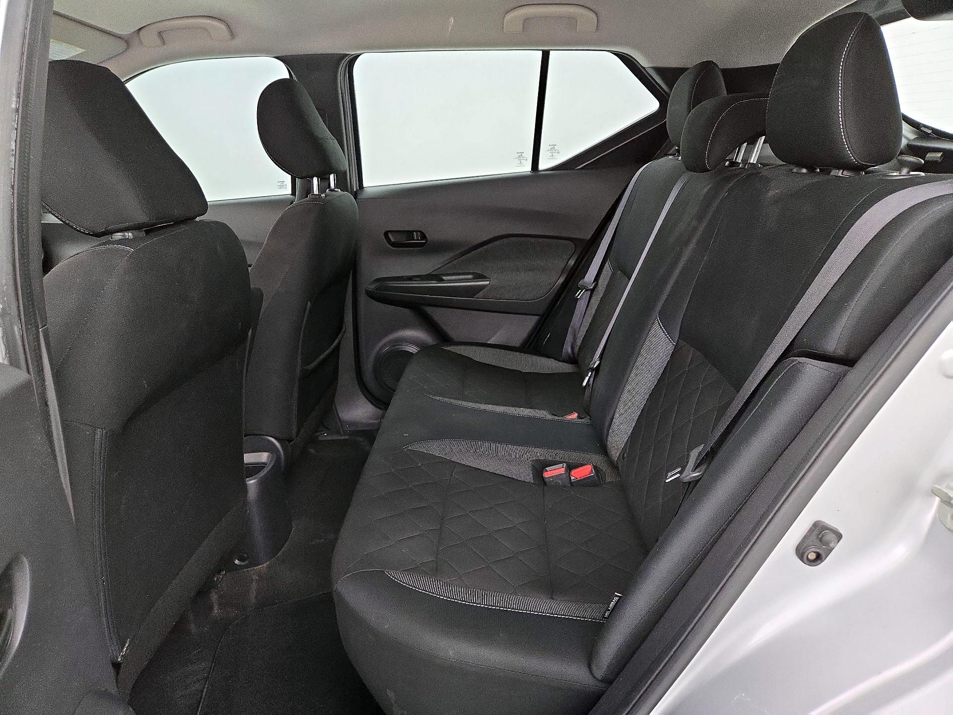 Thumbnail: 2020 Nissan Kicks - 19