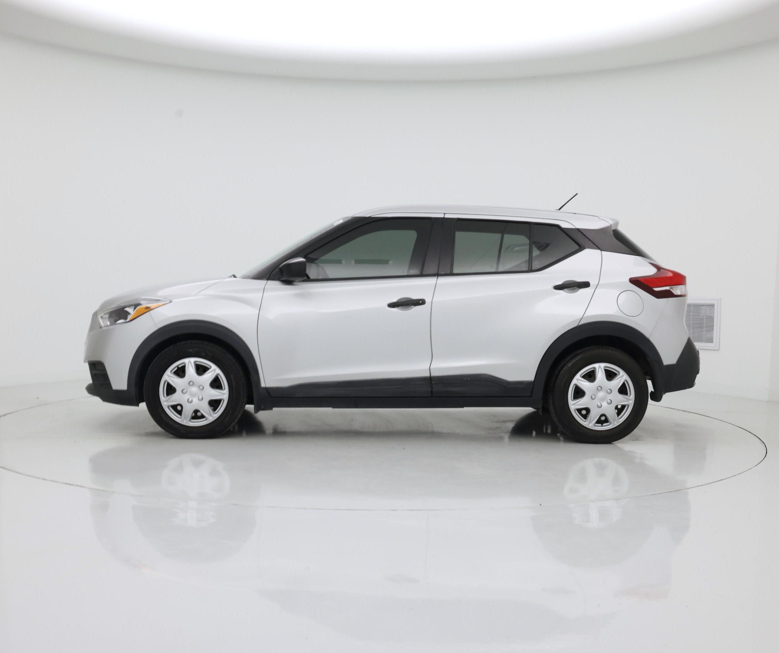 Thumbnail: 2020 Nissan Kicks - 3