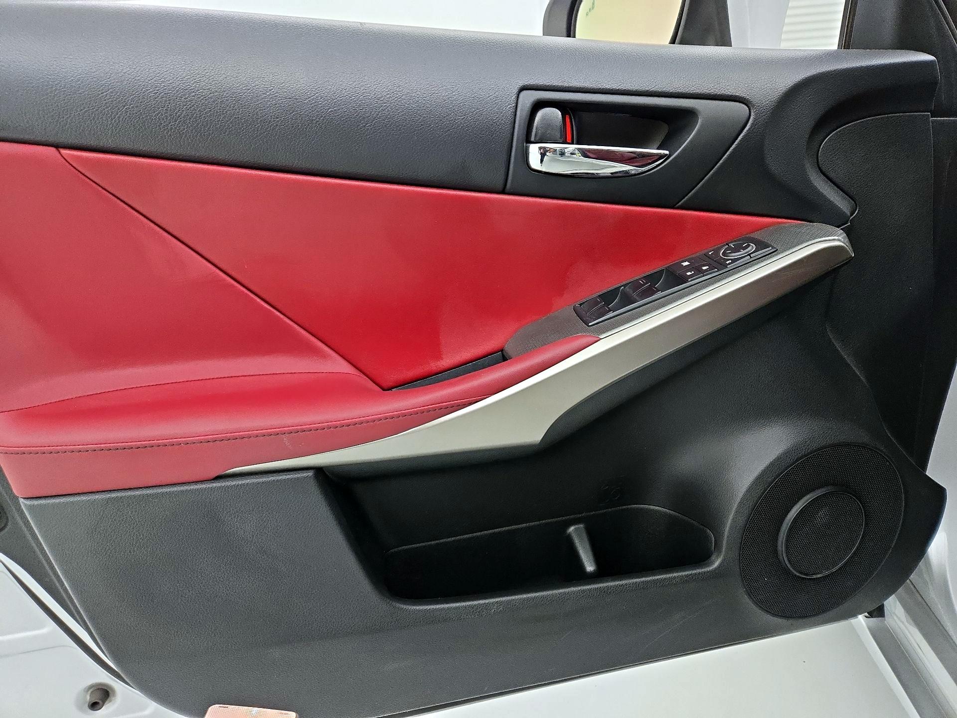 Thumbnail: 2016 Lexus IS - 12