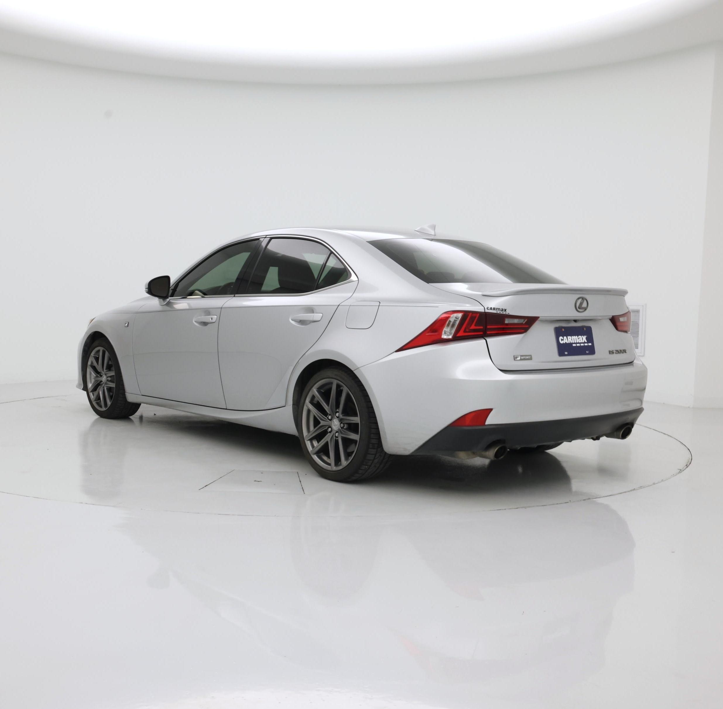 Thumbnail: 2016 Lexus IS - 2