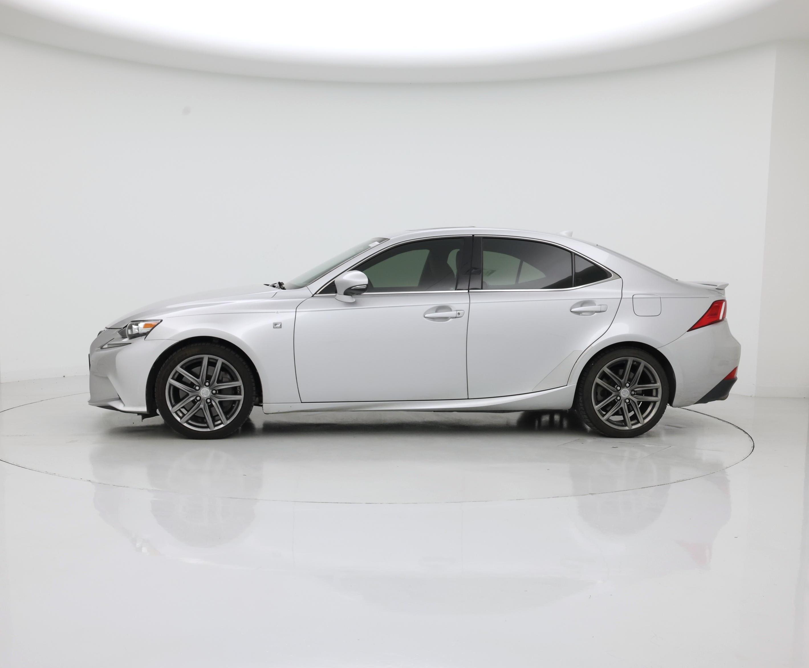 Thumbnail: 2016 Lexus IS - 3