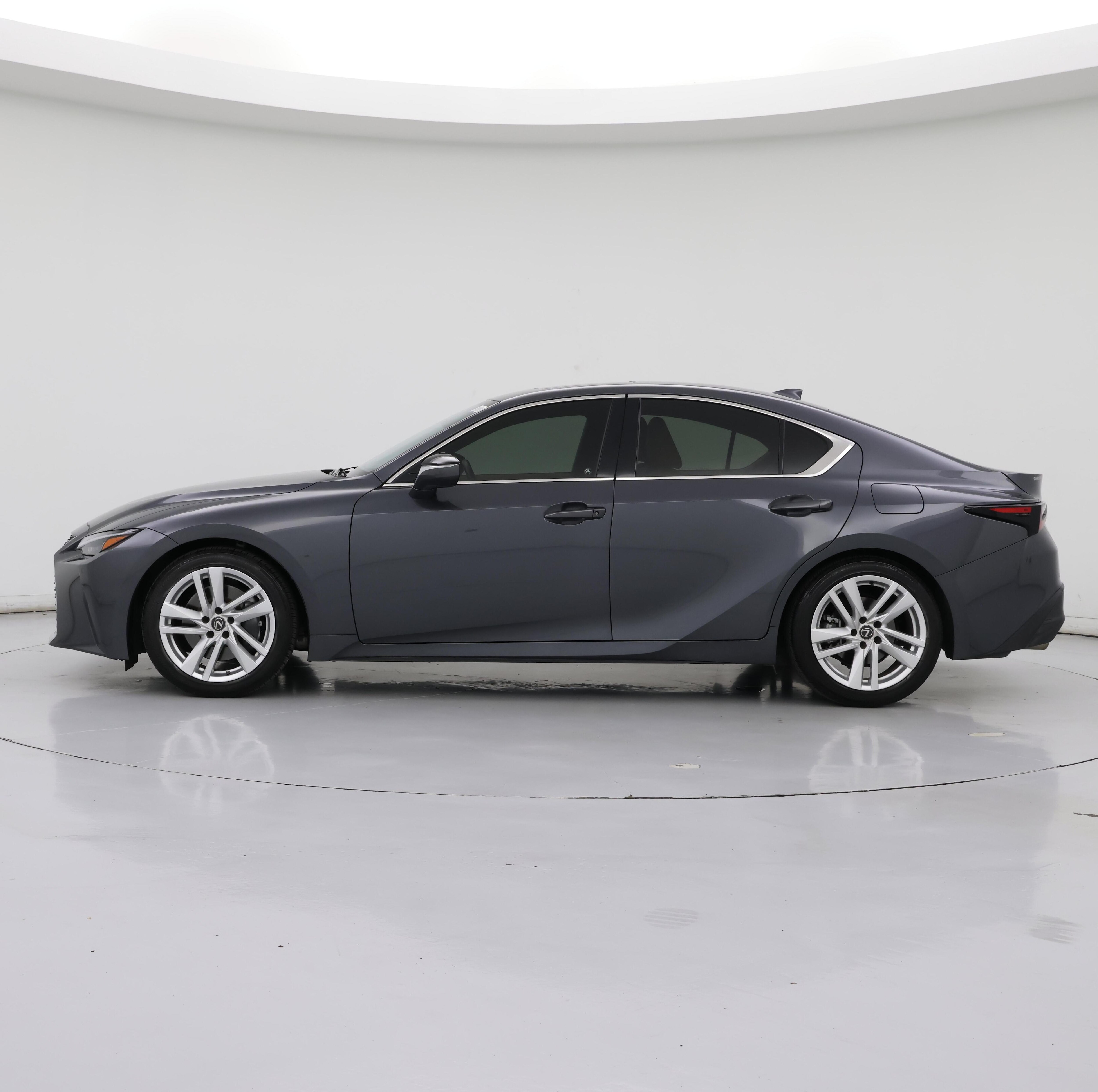 Thumbnail: 2023 Lexus IS - 3