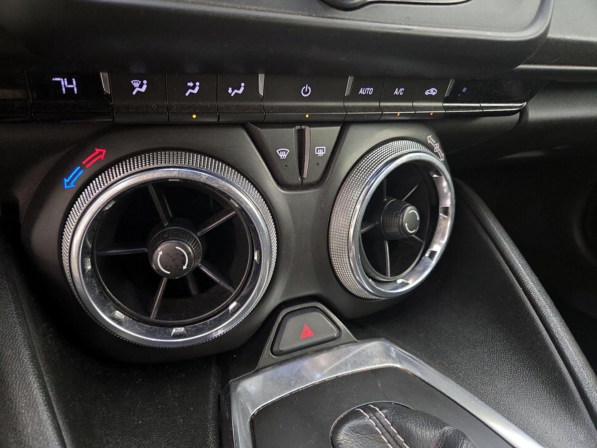 Thumbnail: 2020 Chevrolet Camaro - 15