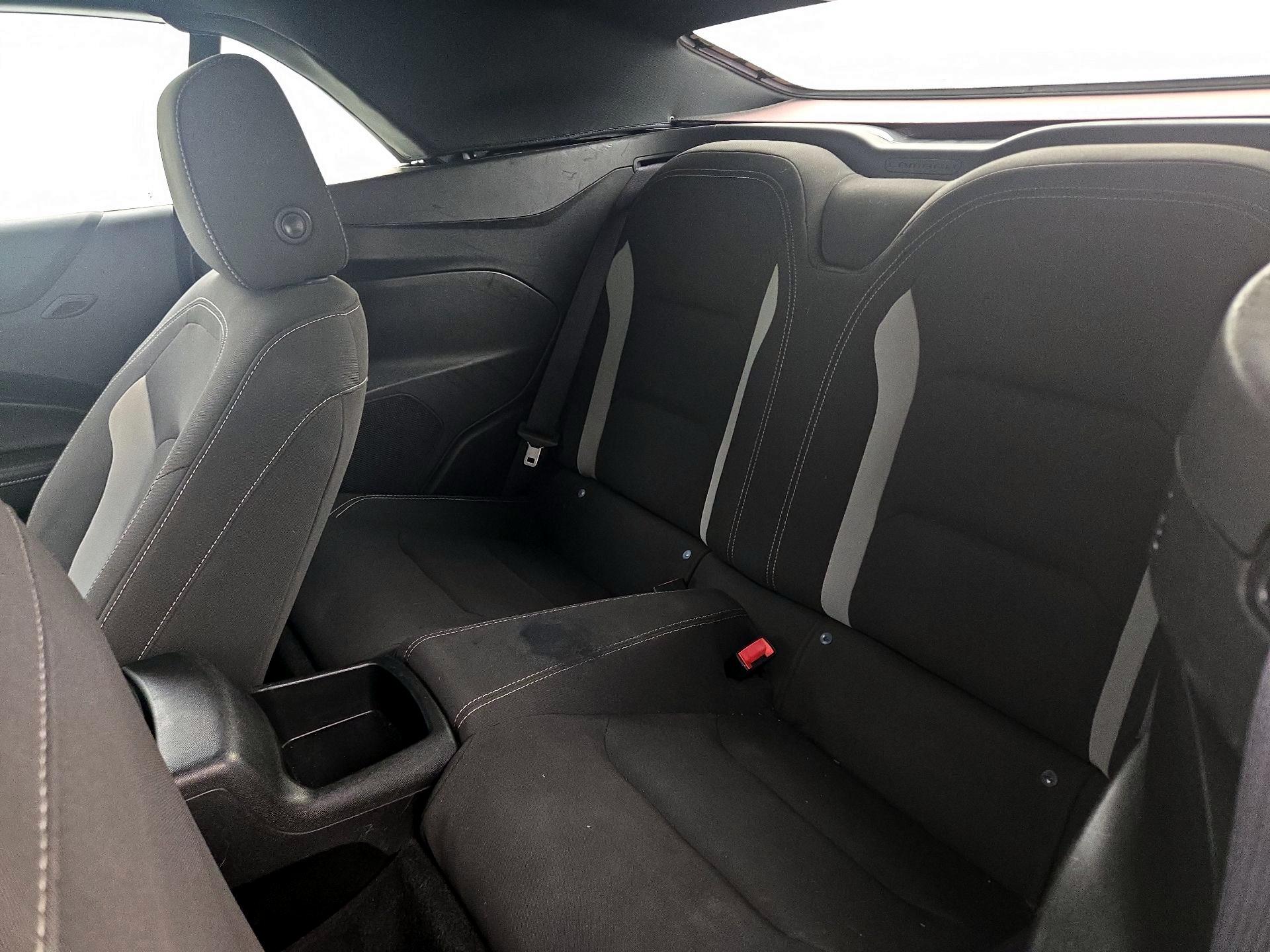 Thumbnail: 2020 Chevrolet Camaro - 18