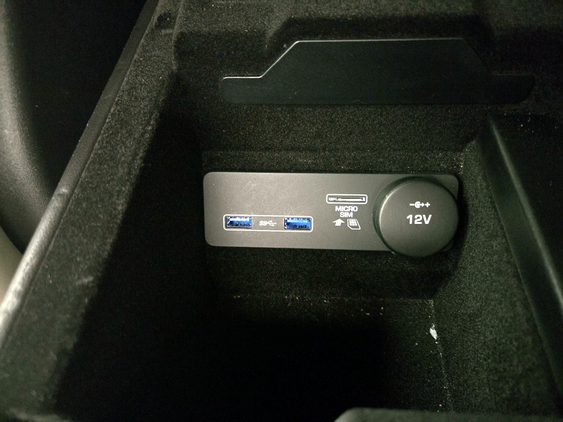 Thumbnail: 2021 Jaguar F-Type - 19