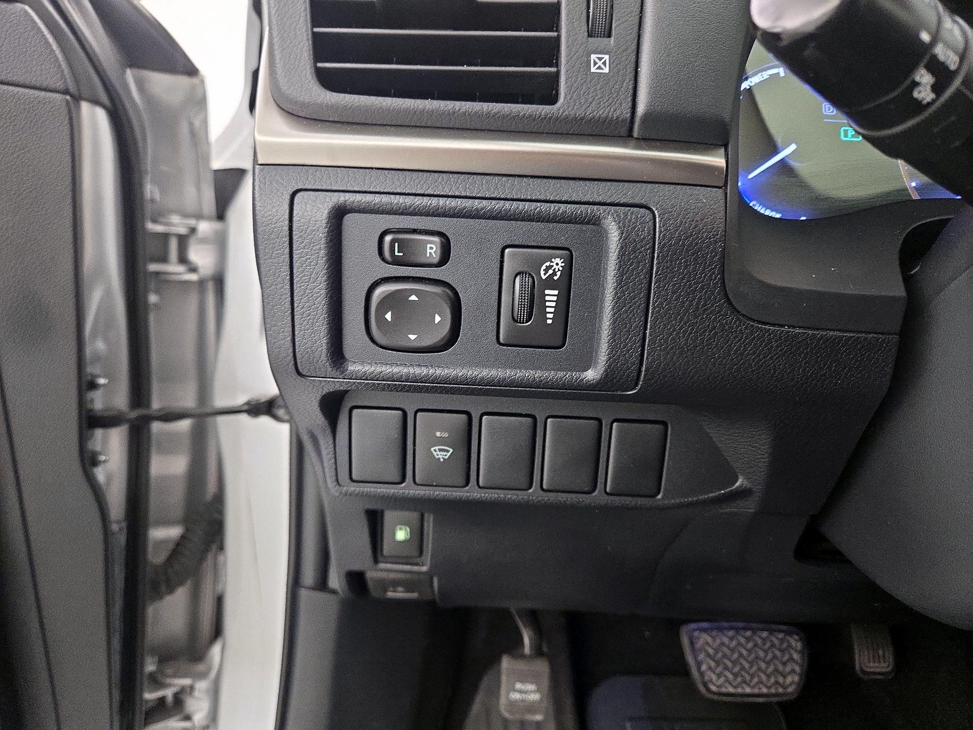 Thumbnail: 2015 Lexus CT - 13