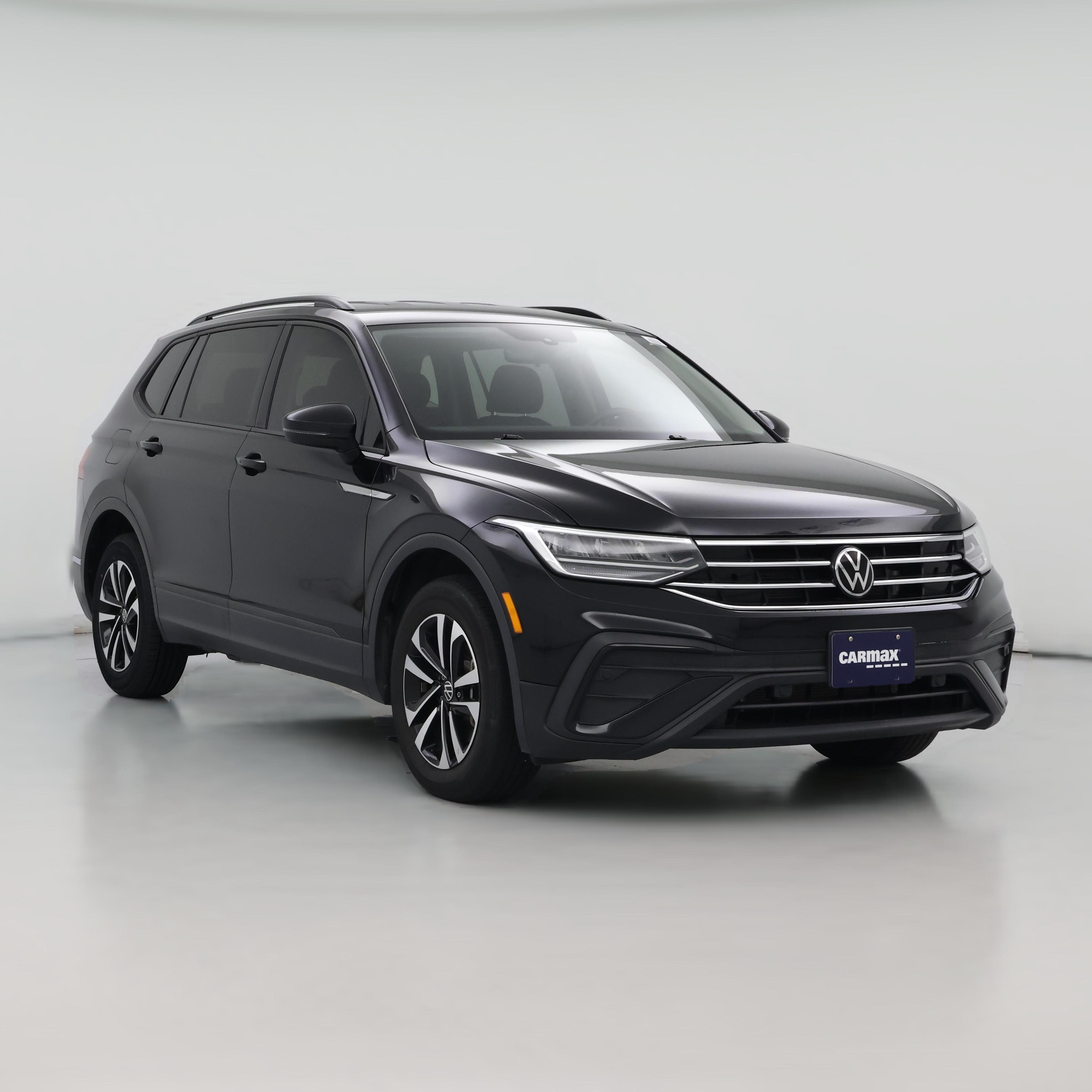 Thumbnail: 2023 Volkswagen Tiguan - 1