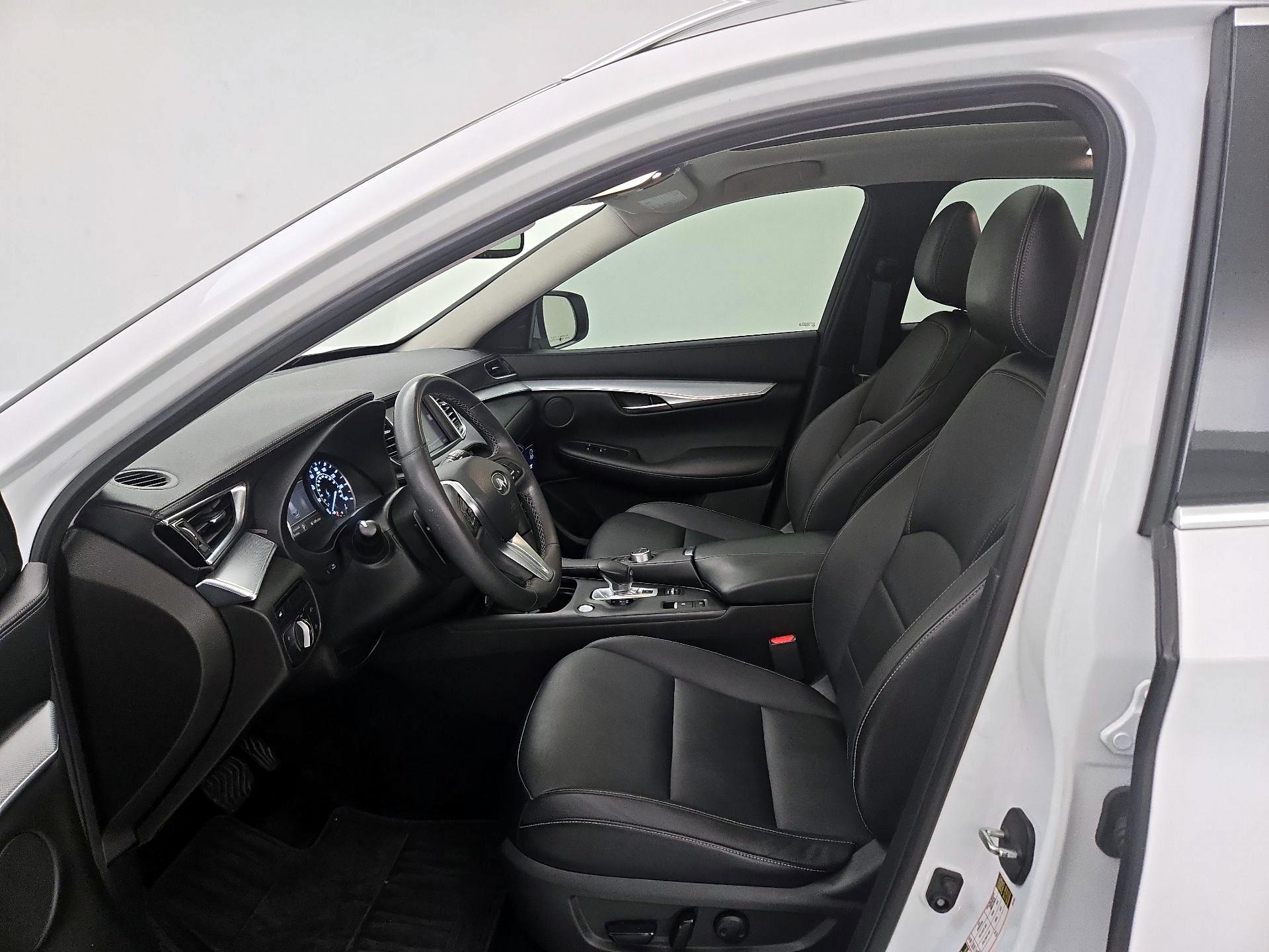 Thumbnail: 2019 INFINITI QX50 - 11