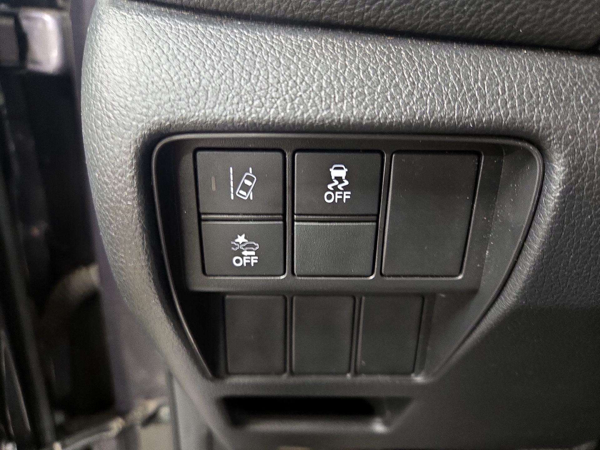 Thumbnail: 2018 Honda CR-V - 13