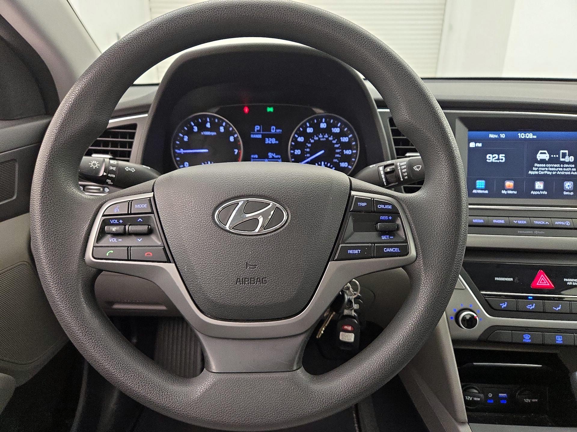 Thumbnail: 2017 Hyundai Elantra - 10