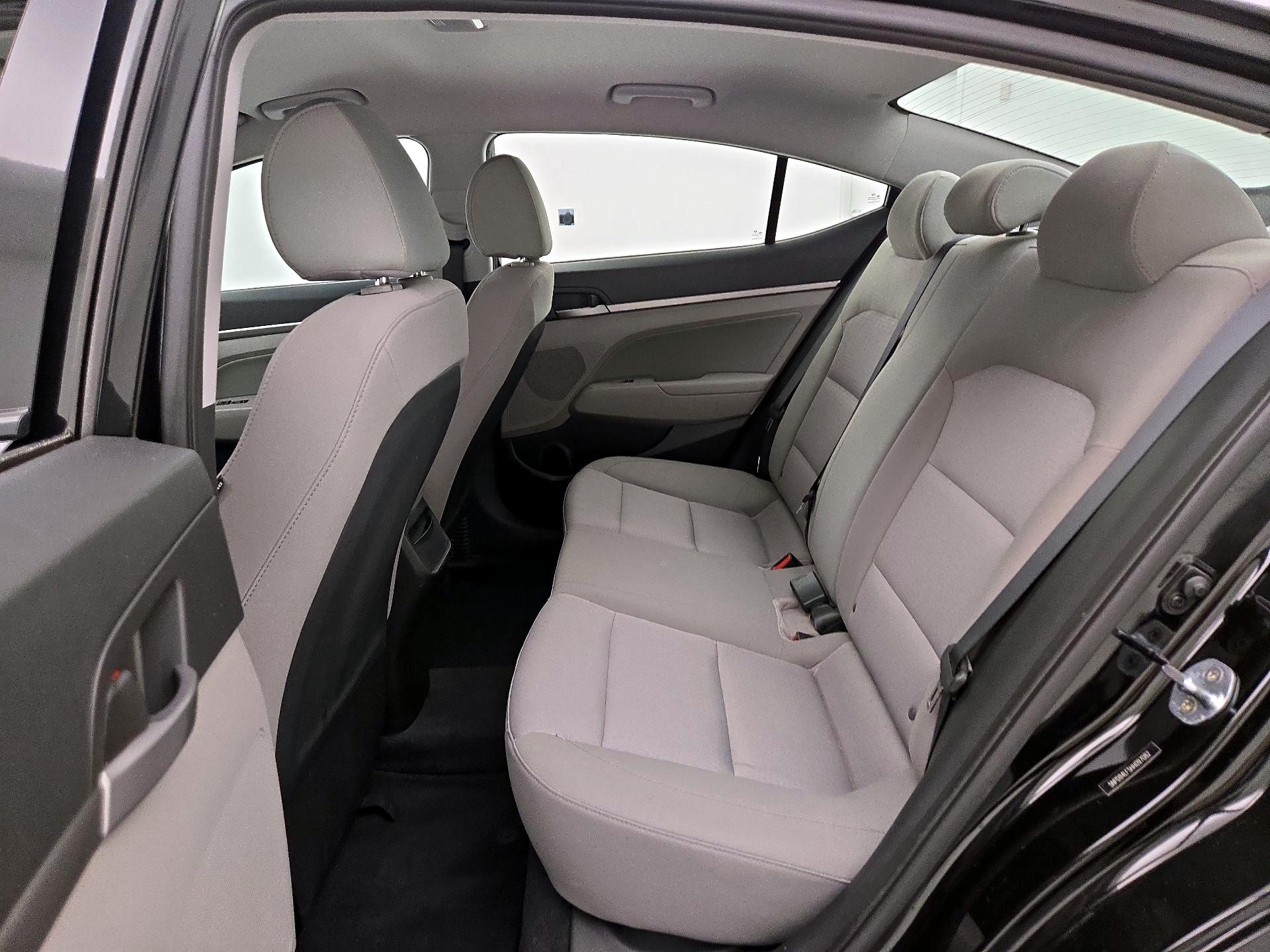 Thumbnail: 2017 Hyundai Elantra - 18