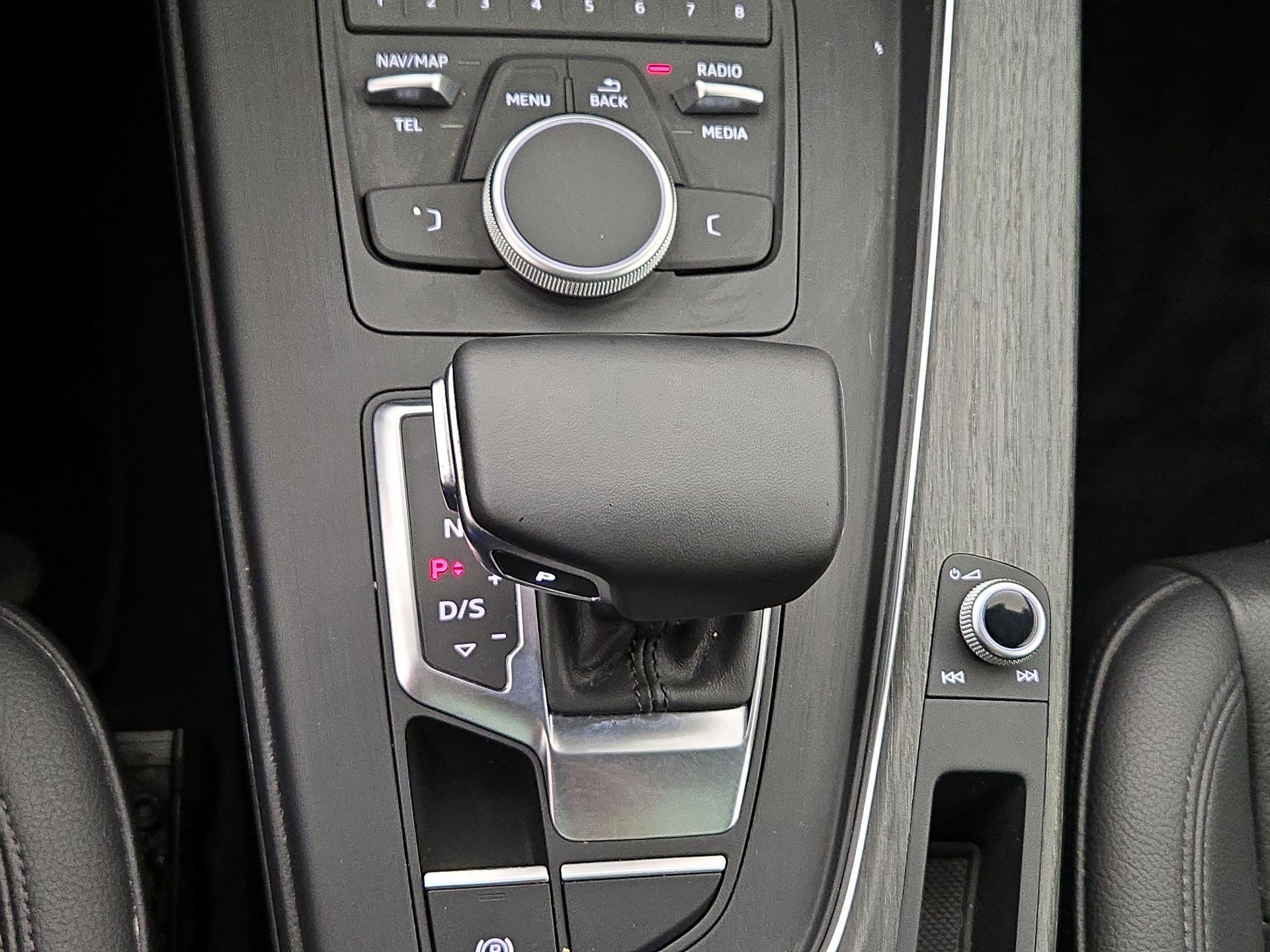 Thumbnail: 2019 Audi A4 - 17