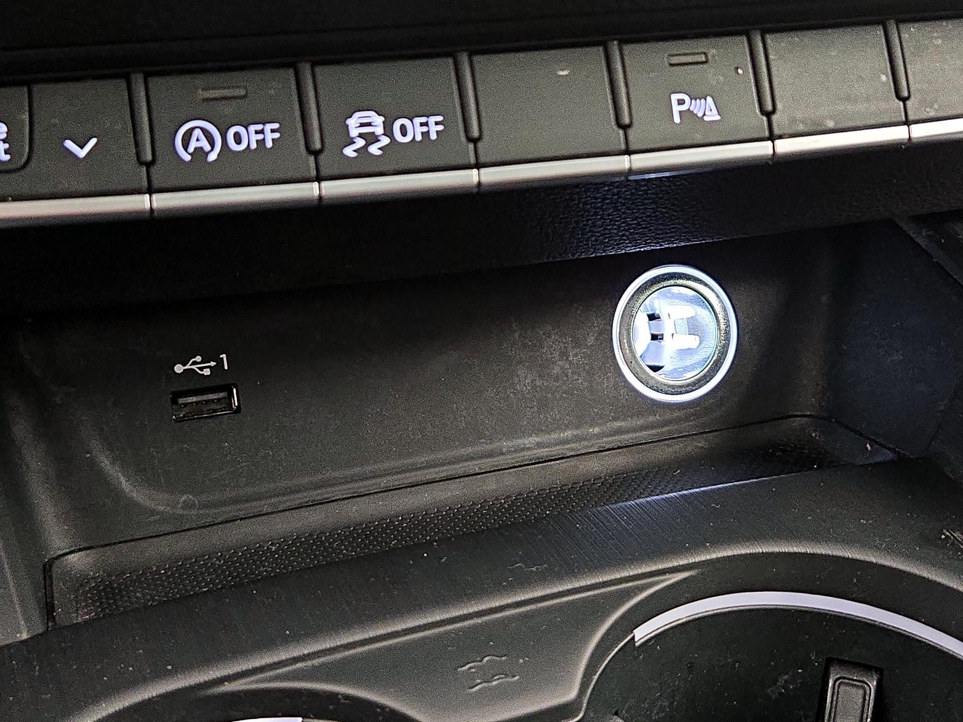 Thumbnail: 2019 Audi A4 - 18