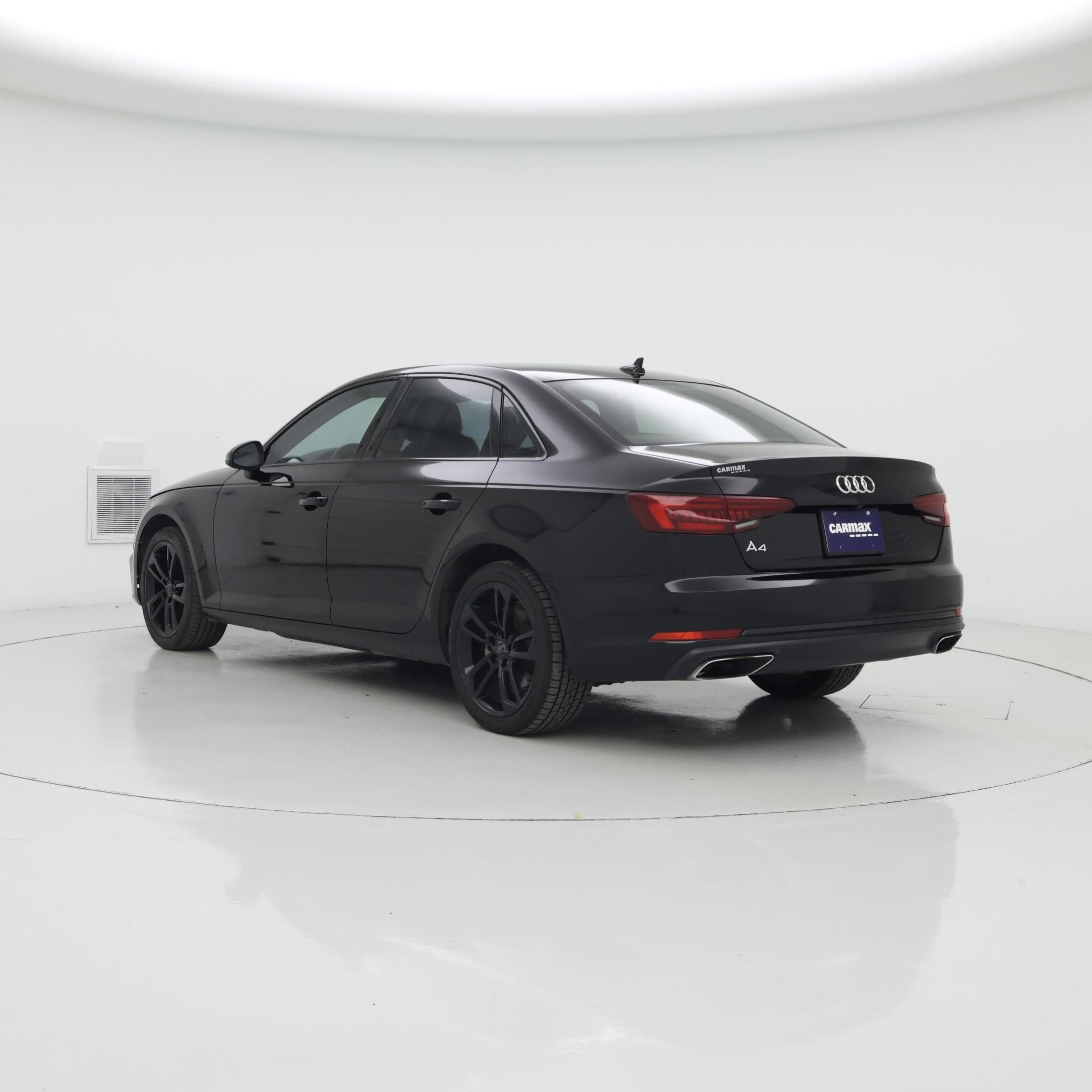 Thumbnail: 2019 Audi A4 - 2