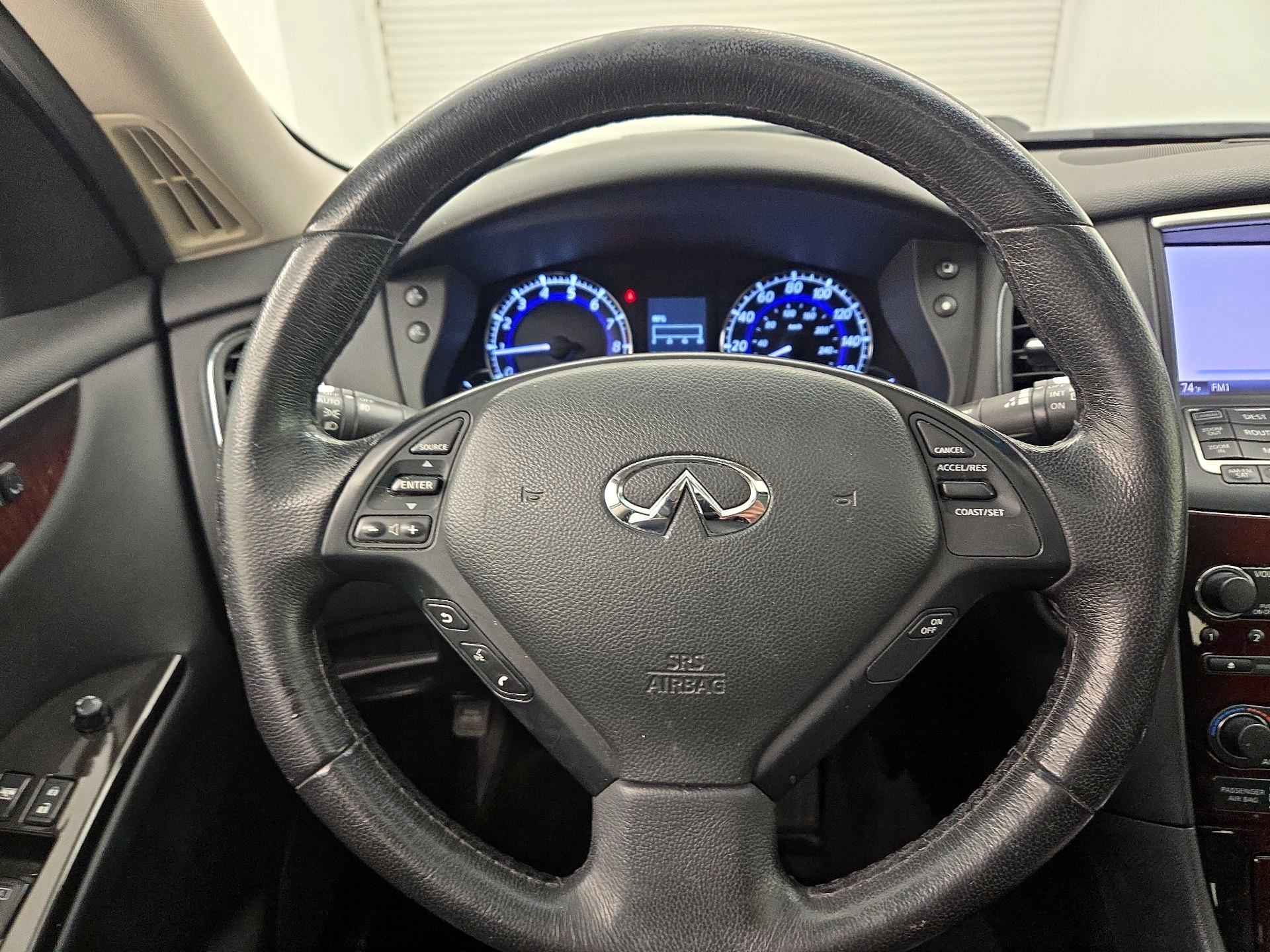 Thumbnail: 2017 INFINITI QX50 - 10