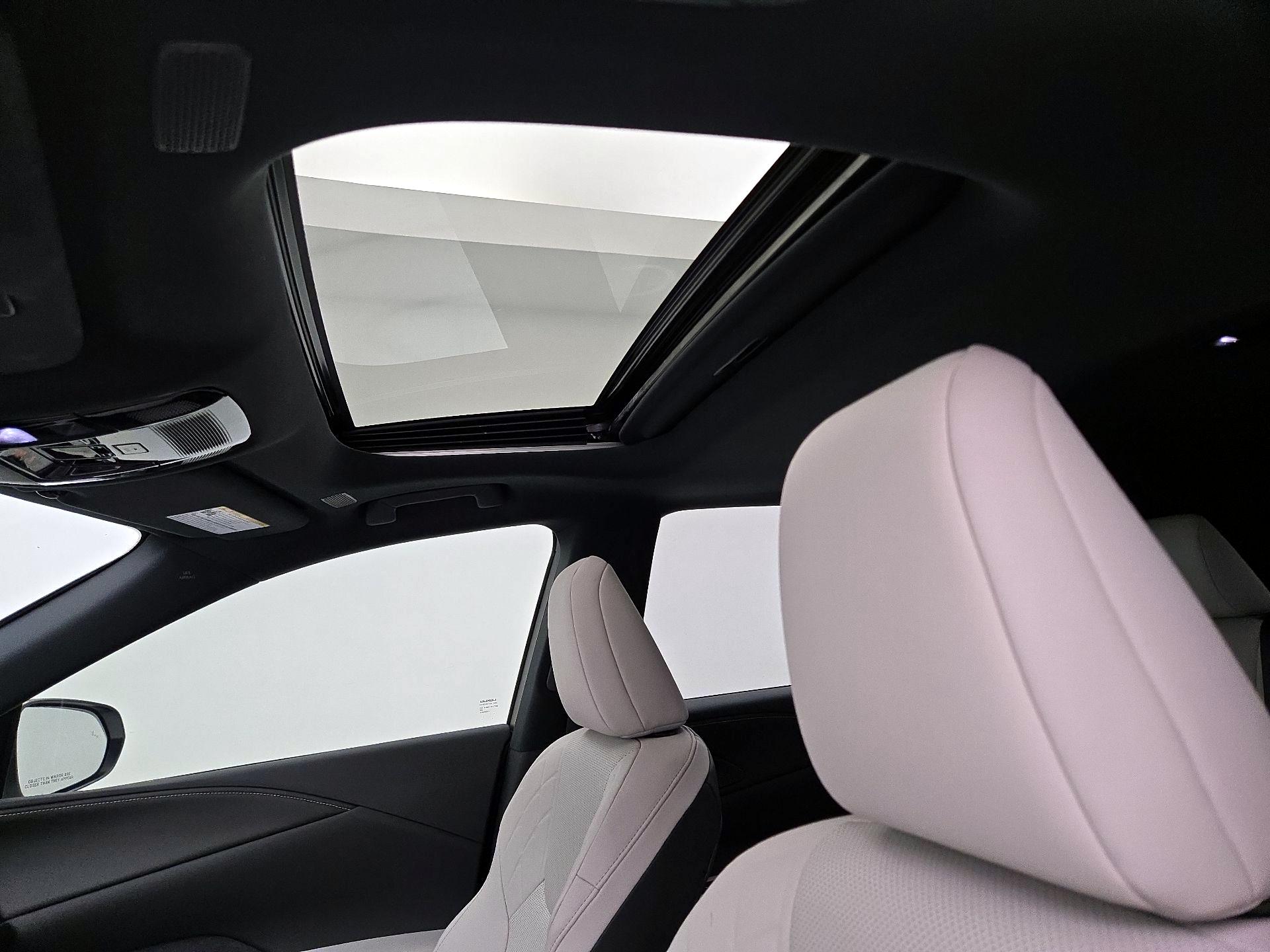 Thumbnail: 2023 Lexus RX - 20