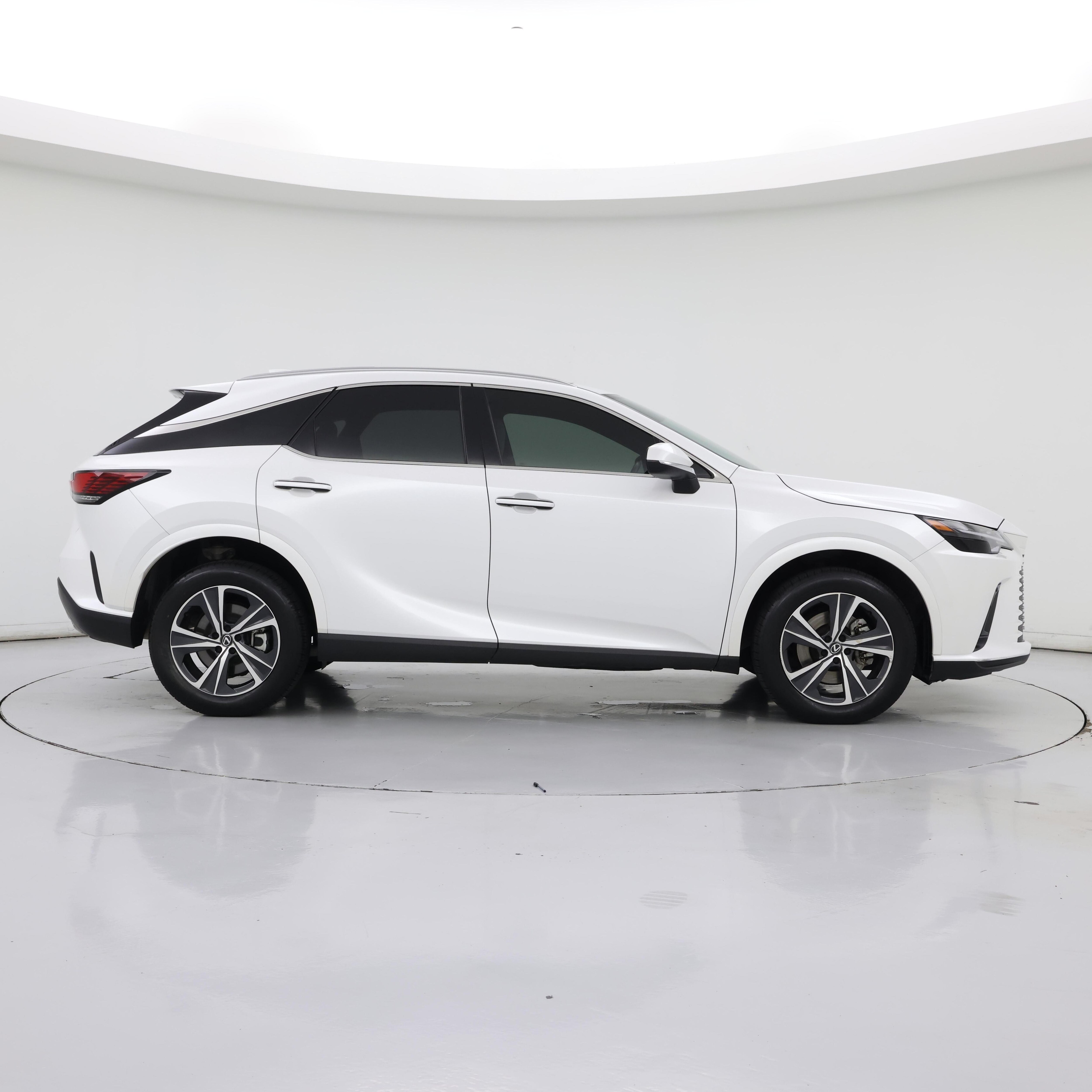 Thumbnail: 2023 Lexus RX - 7