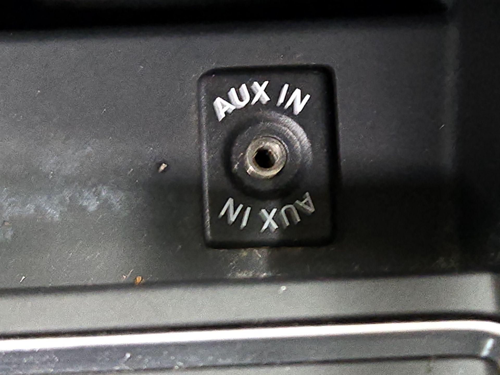 Thumbnail: 2015 Volkswagen Jetta - 17