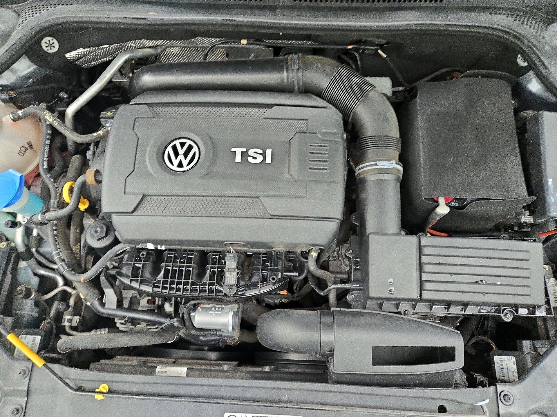 Thumbnail: 2015 Volkswagen Jetta - 20