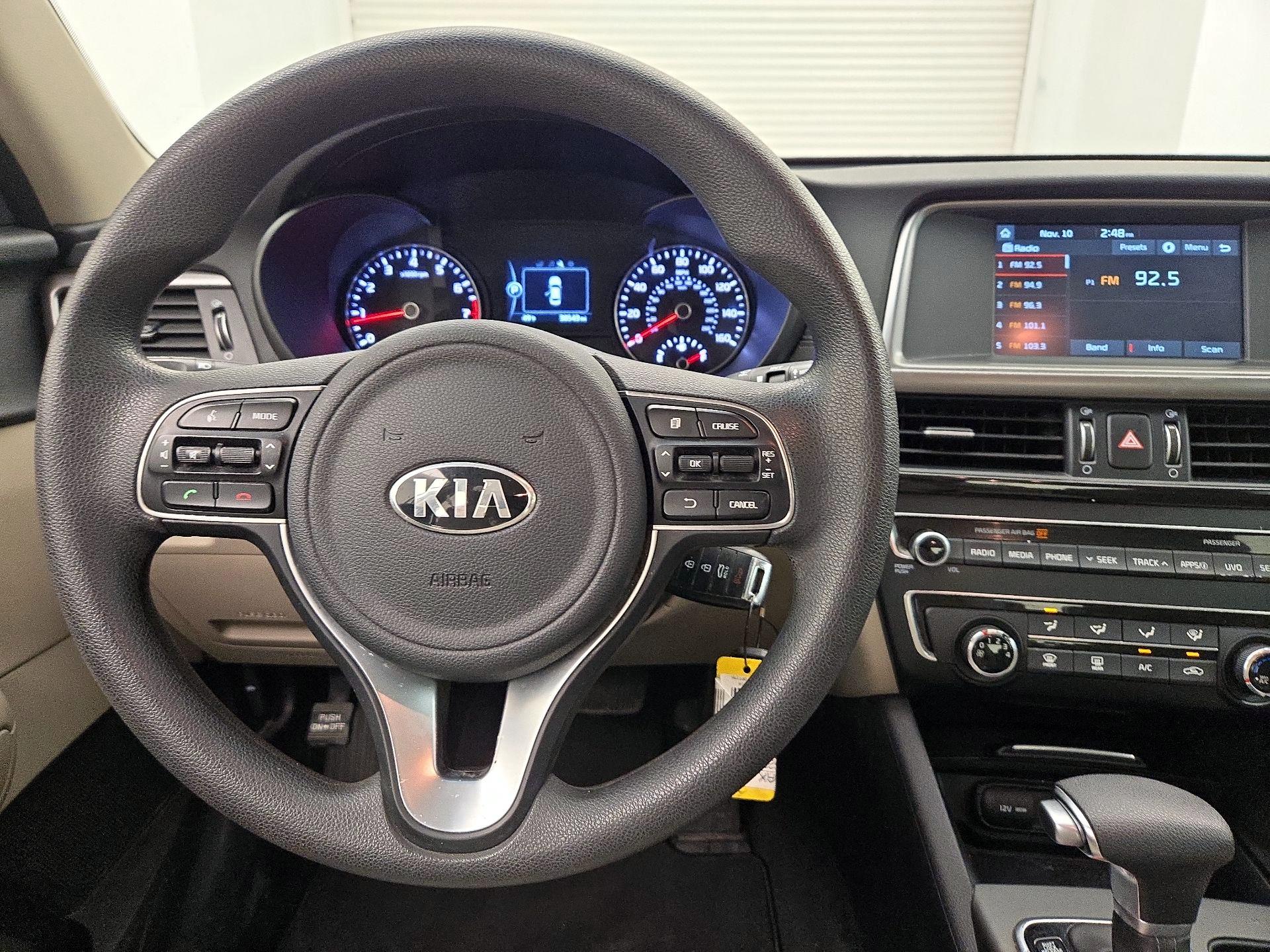 Thumbnail: 2018 Kia Optima - 10