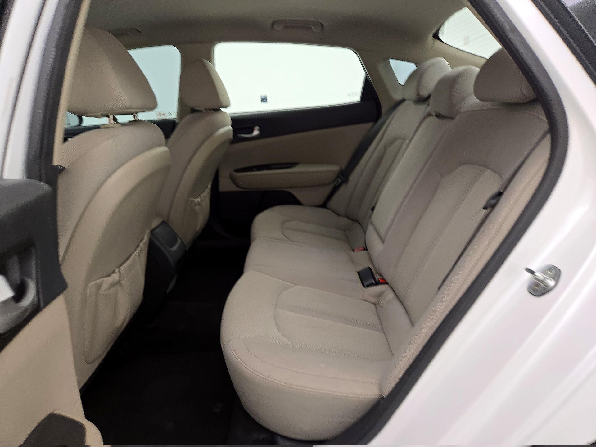 Thumbnail: 2018 Kia Optima - 19